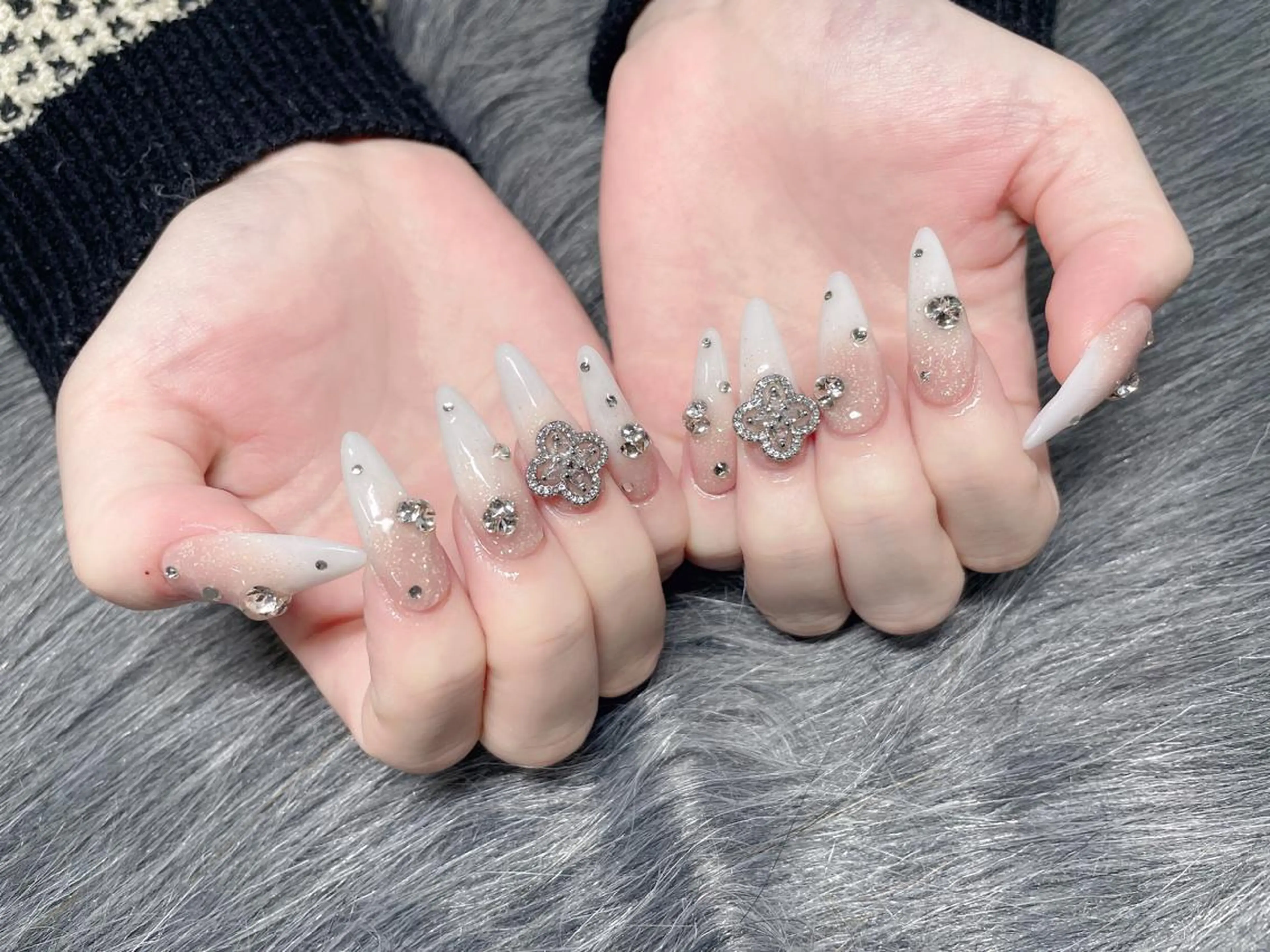 ロング ネイル 《LB》ラブリエ Nail&eyeのマツエク・マツパデザイン