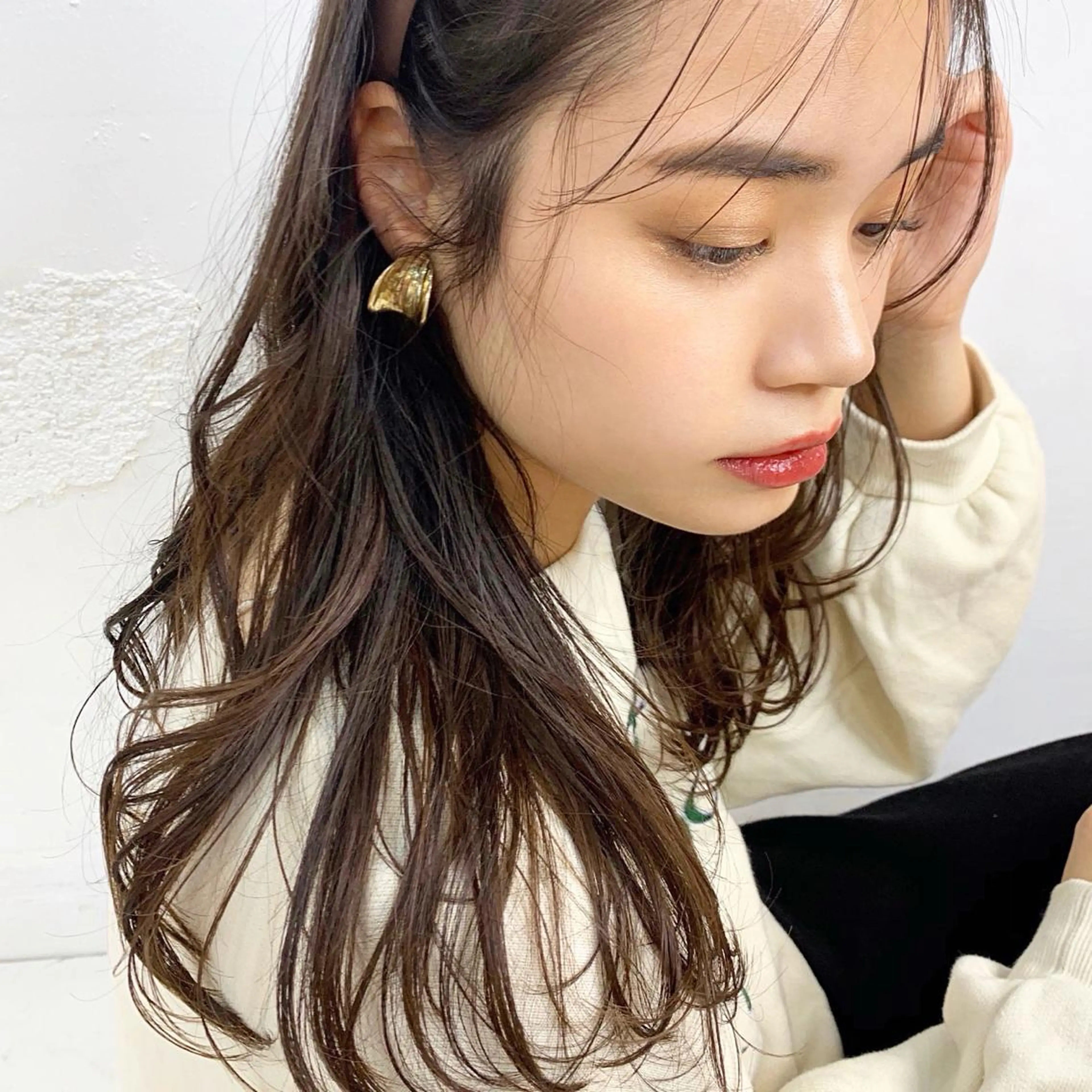 ロング カラー ブリーチ ブリーチなしカラー うざバング Sana / 韓国ヘア / カラーのヘアスタイル