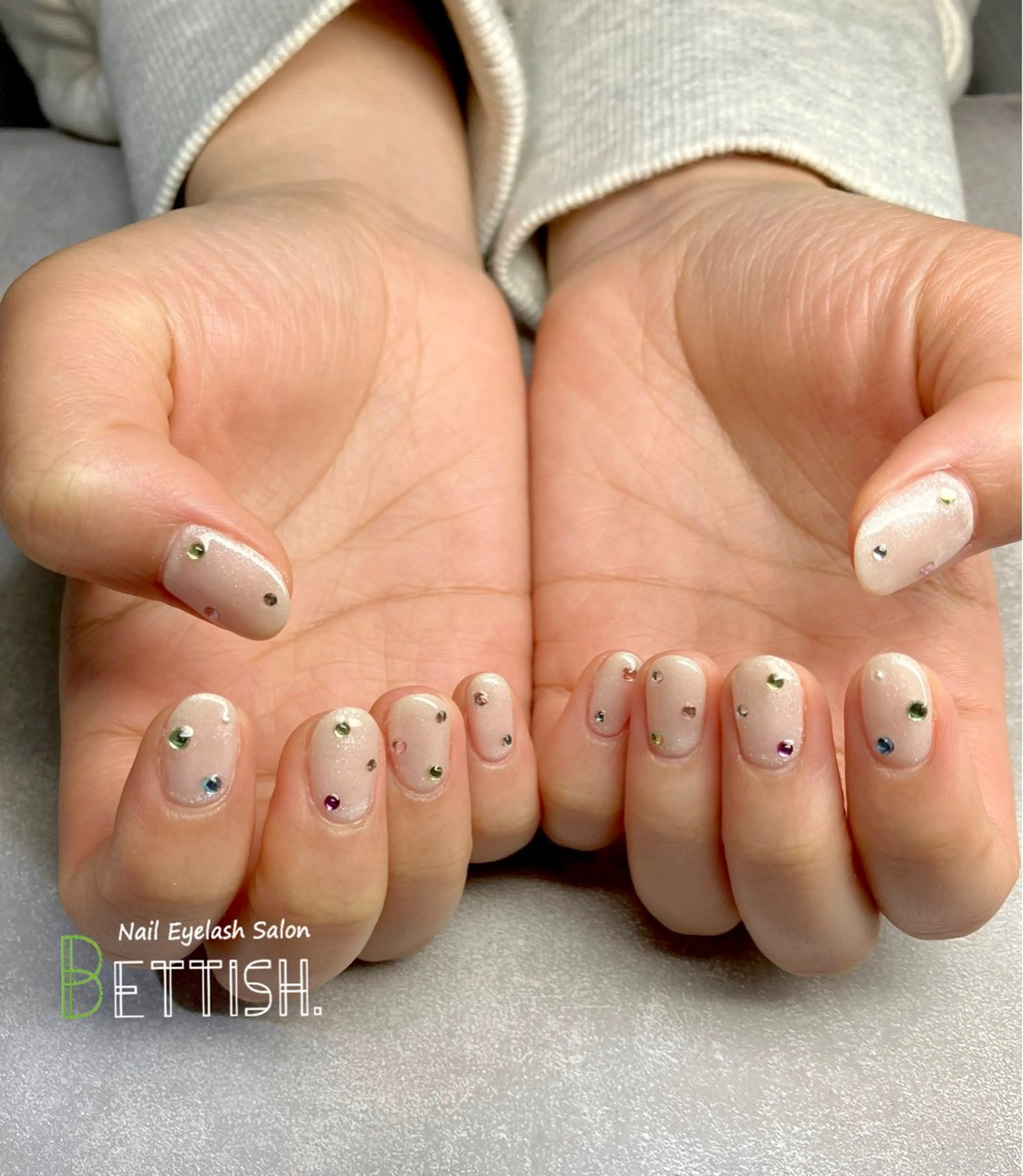 ネイル ラメ(グリッター) ホワイト BETTISH. KUMIKO☺︎︎のネイルデザイン