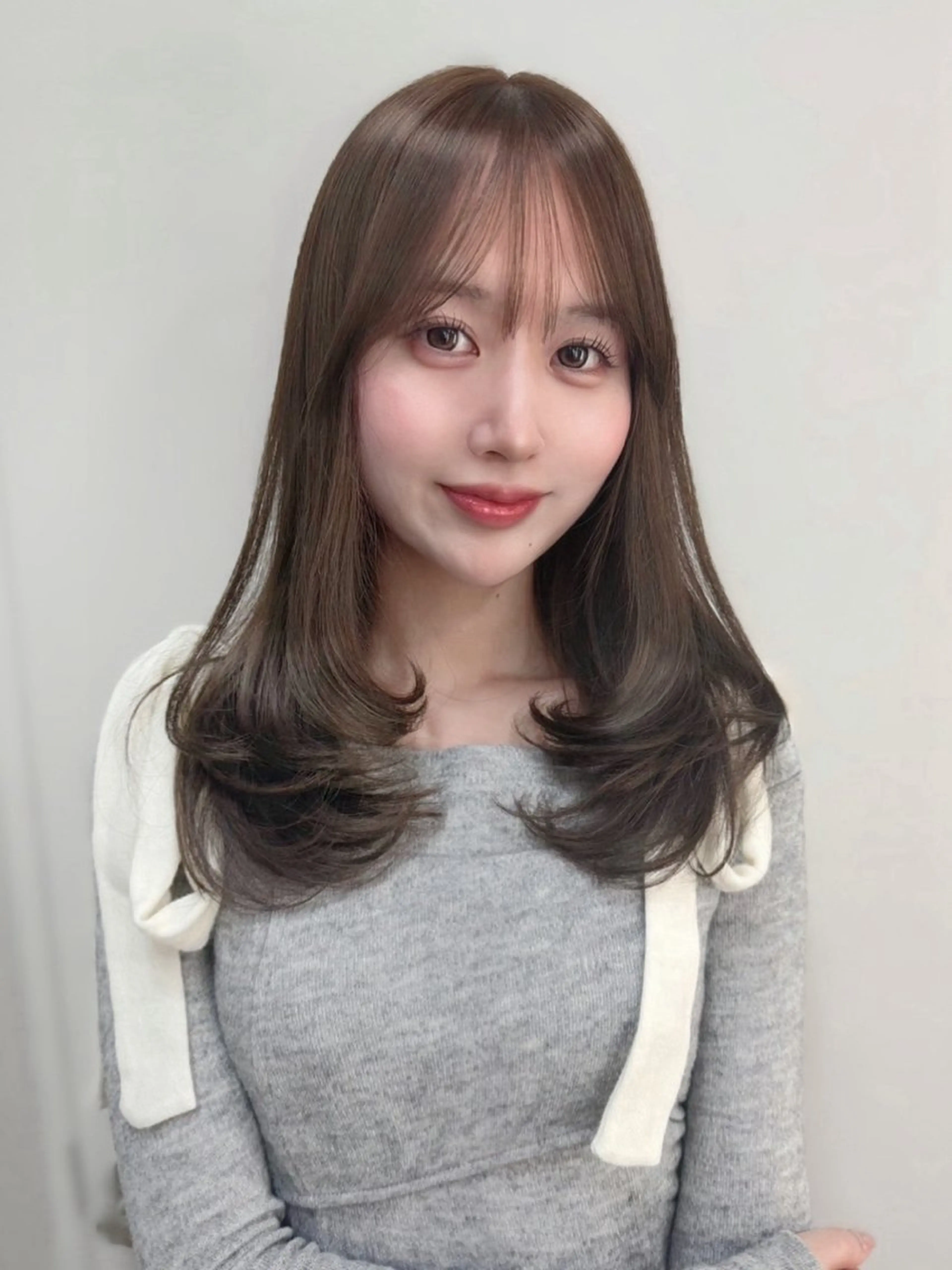 ミディアム ミディアムレイヤー レイヤーカット カット ヘアカラー トリートメント 上品モテガーリー Rena🎀のヘアスタイル