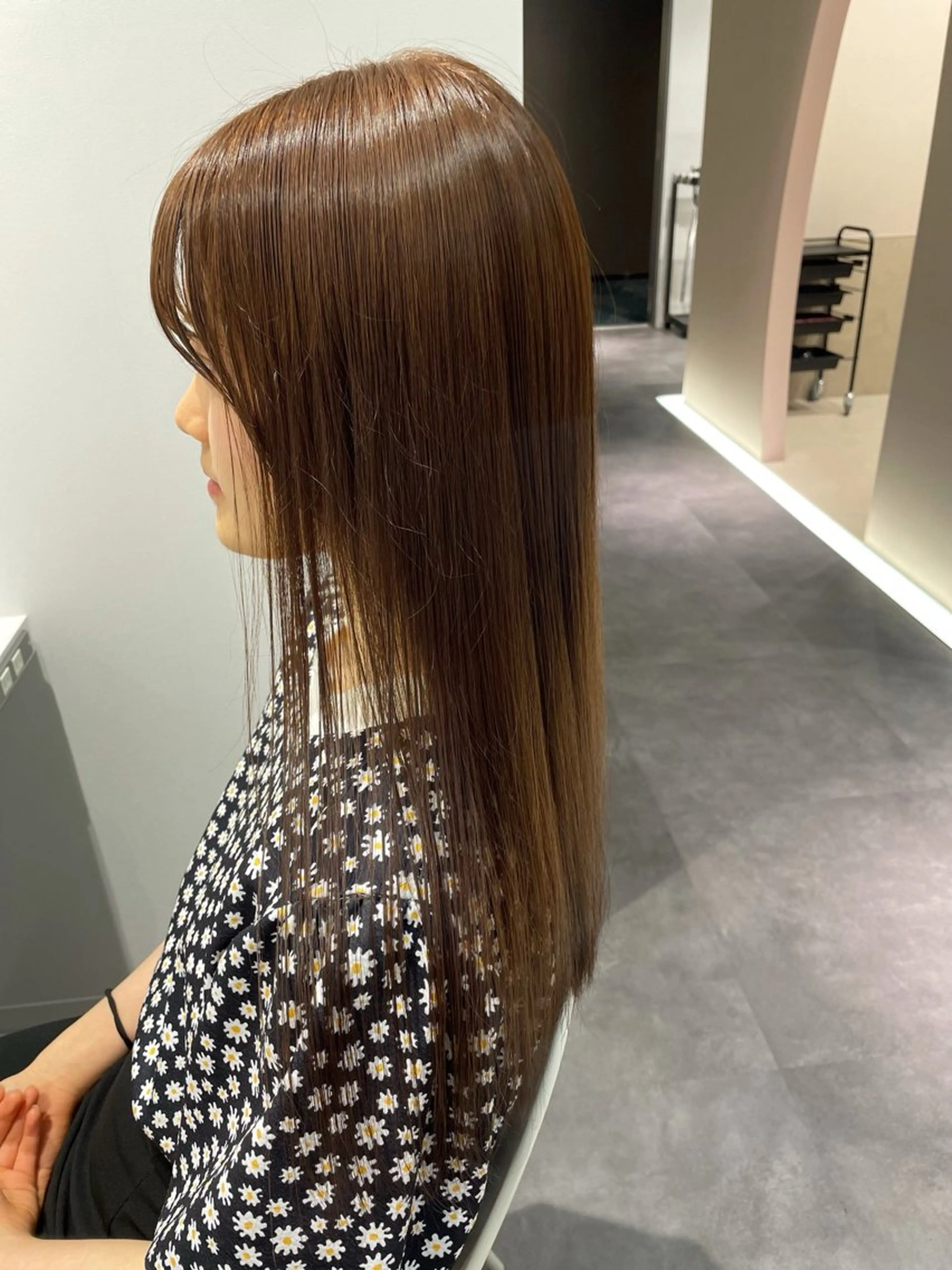 ロング カラー 佐野 えり奈のヘアスタイル