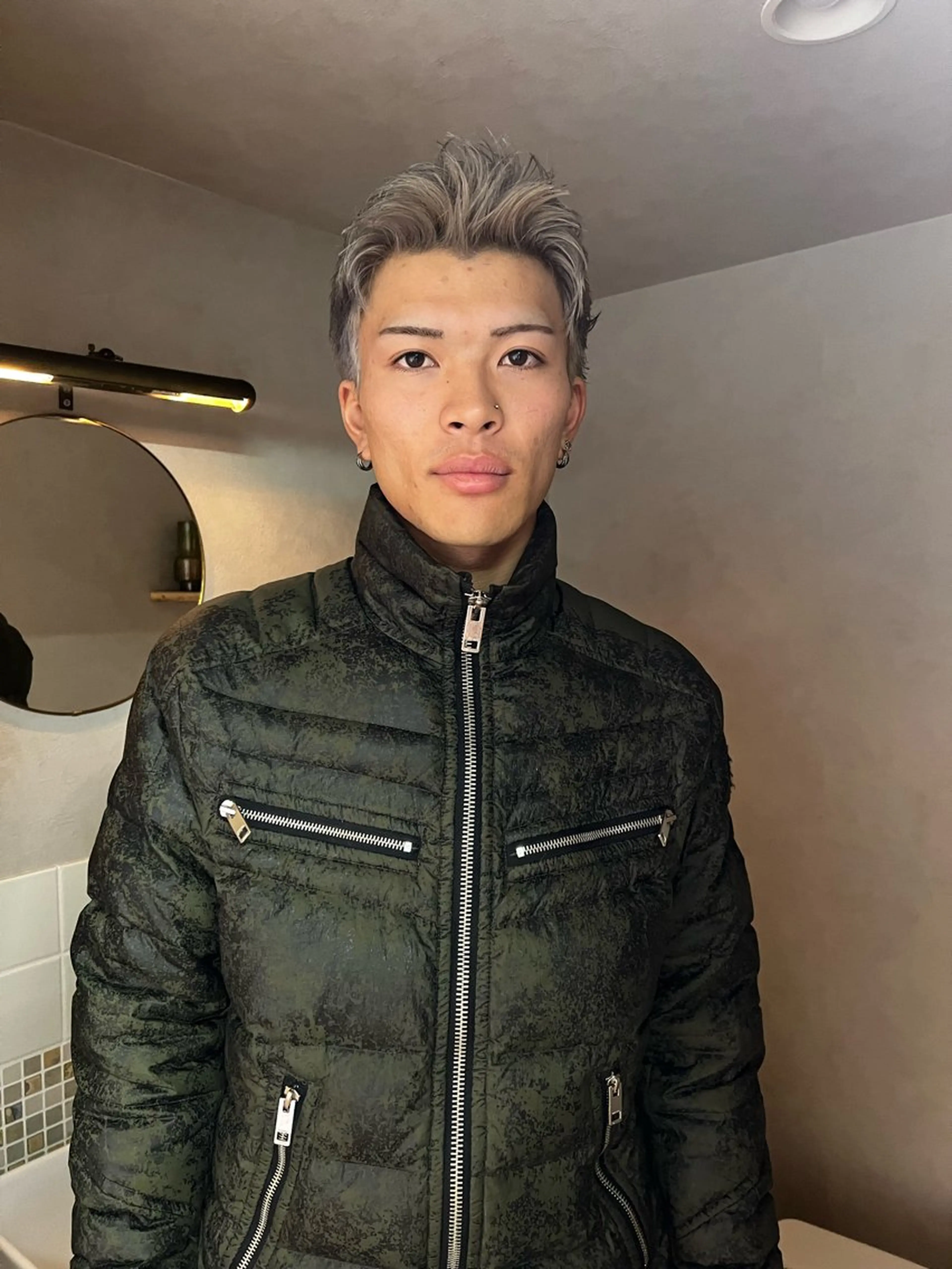 カラー メンズ nishido ハイライト/パーマのヘアスタイル