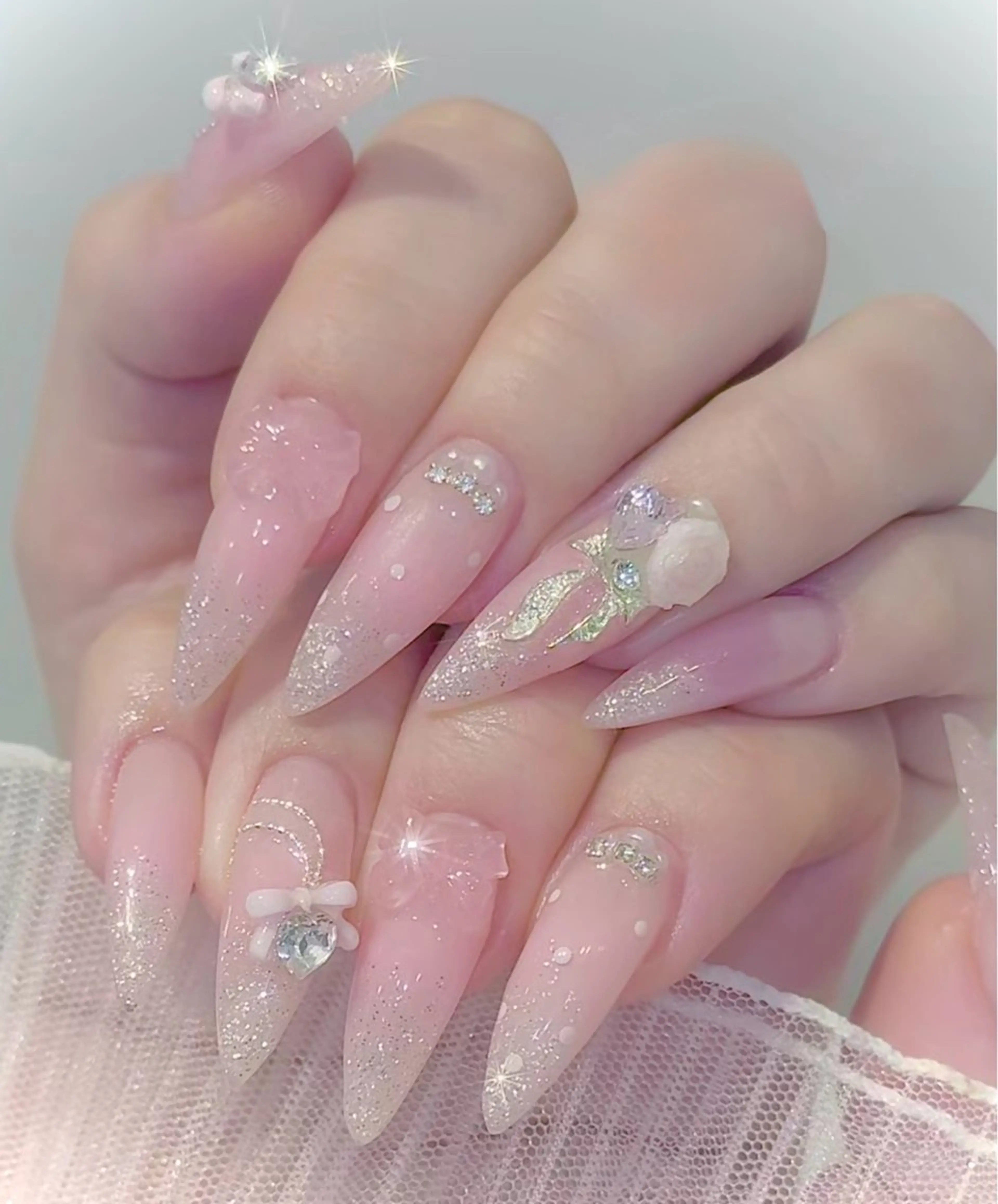 ネイル ボルドー ジェルネイル キラキラネイル ニュアンスネイル ツイードネイル 古賀 佳織のネイルデザイン