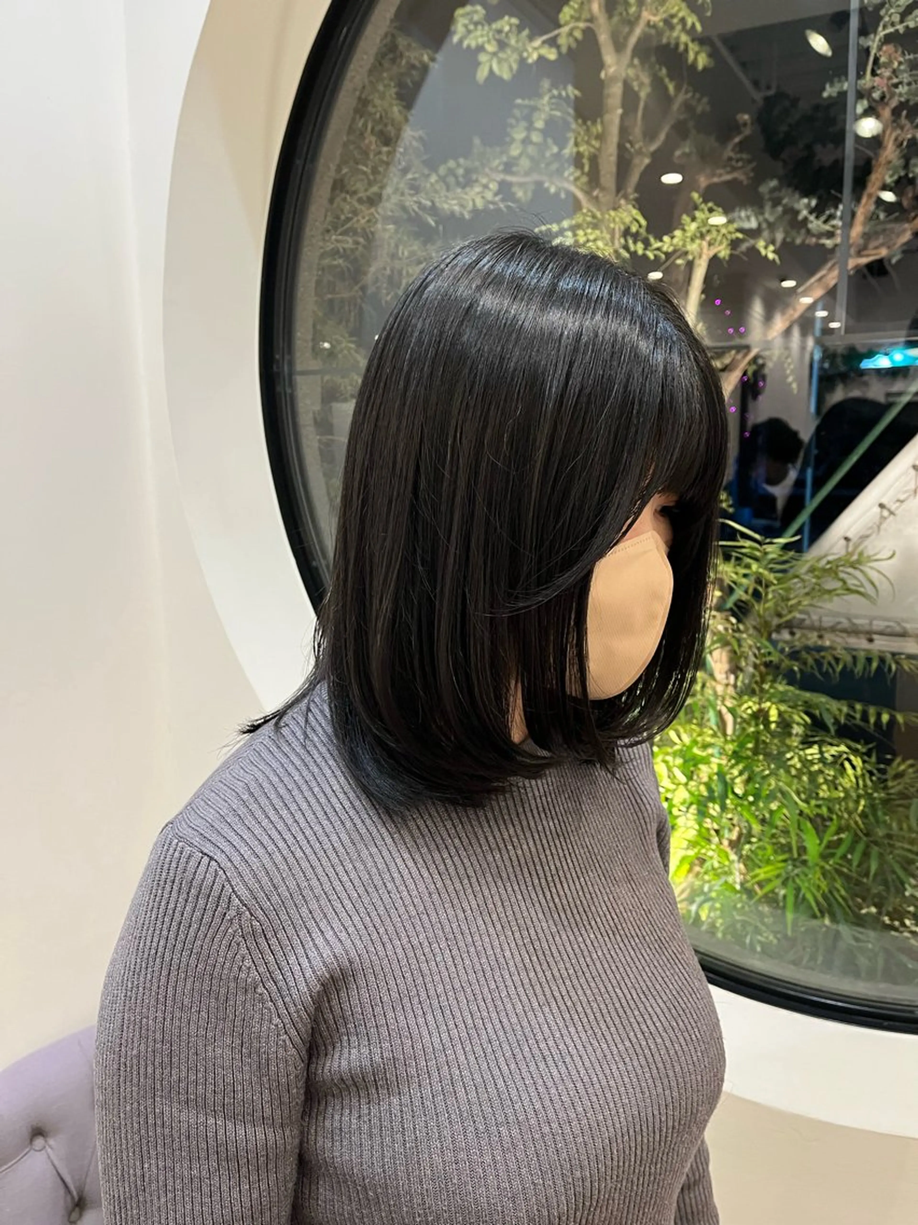 ミディアム レイヤーカット MAHAE 東芝のヘアスタイル