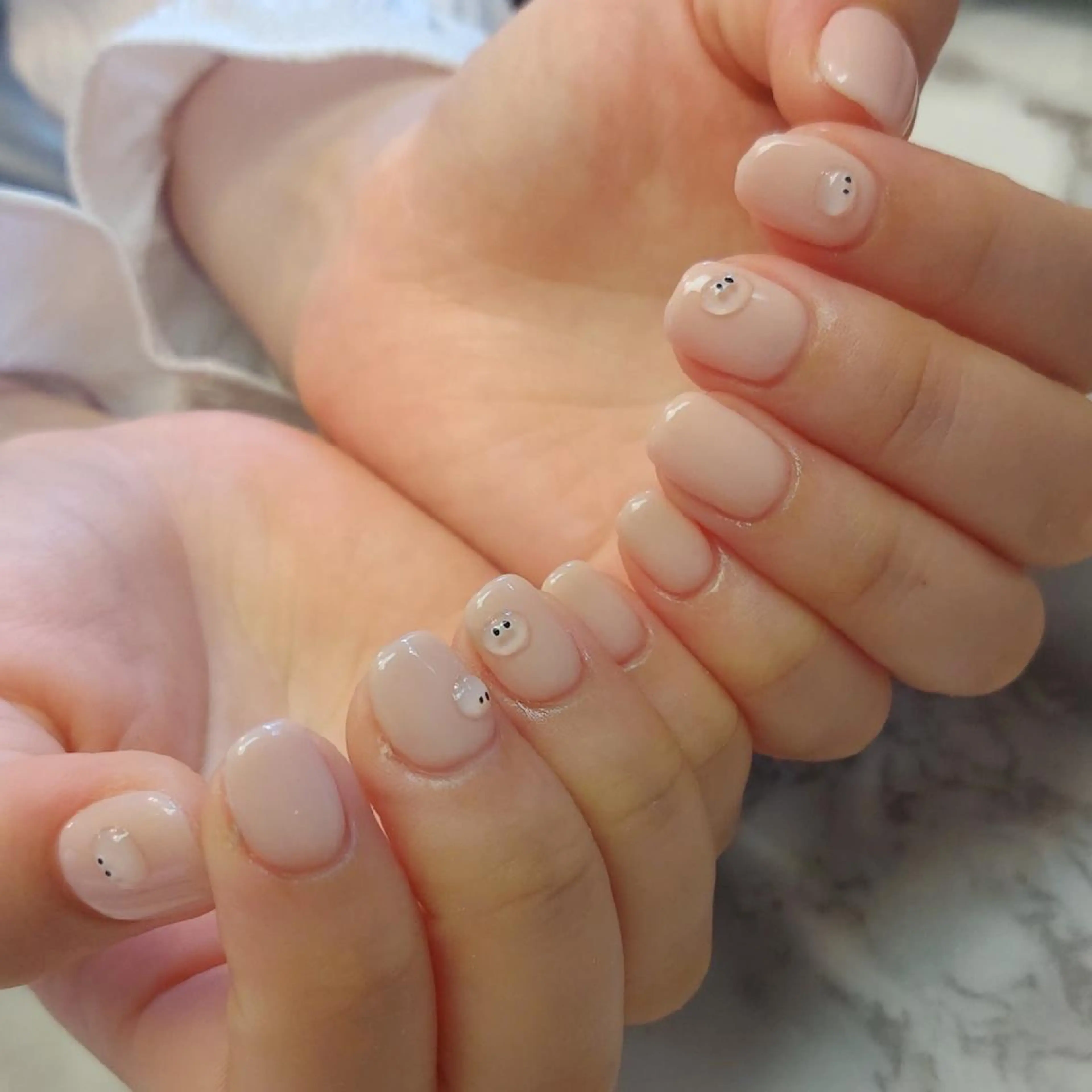 ネイル ジェヌインネイル 河内のネイルデザイン