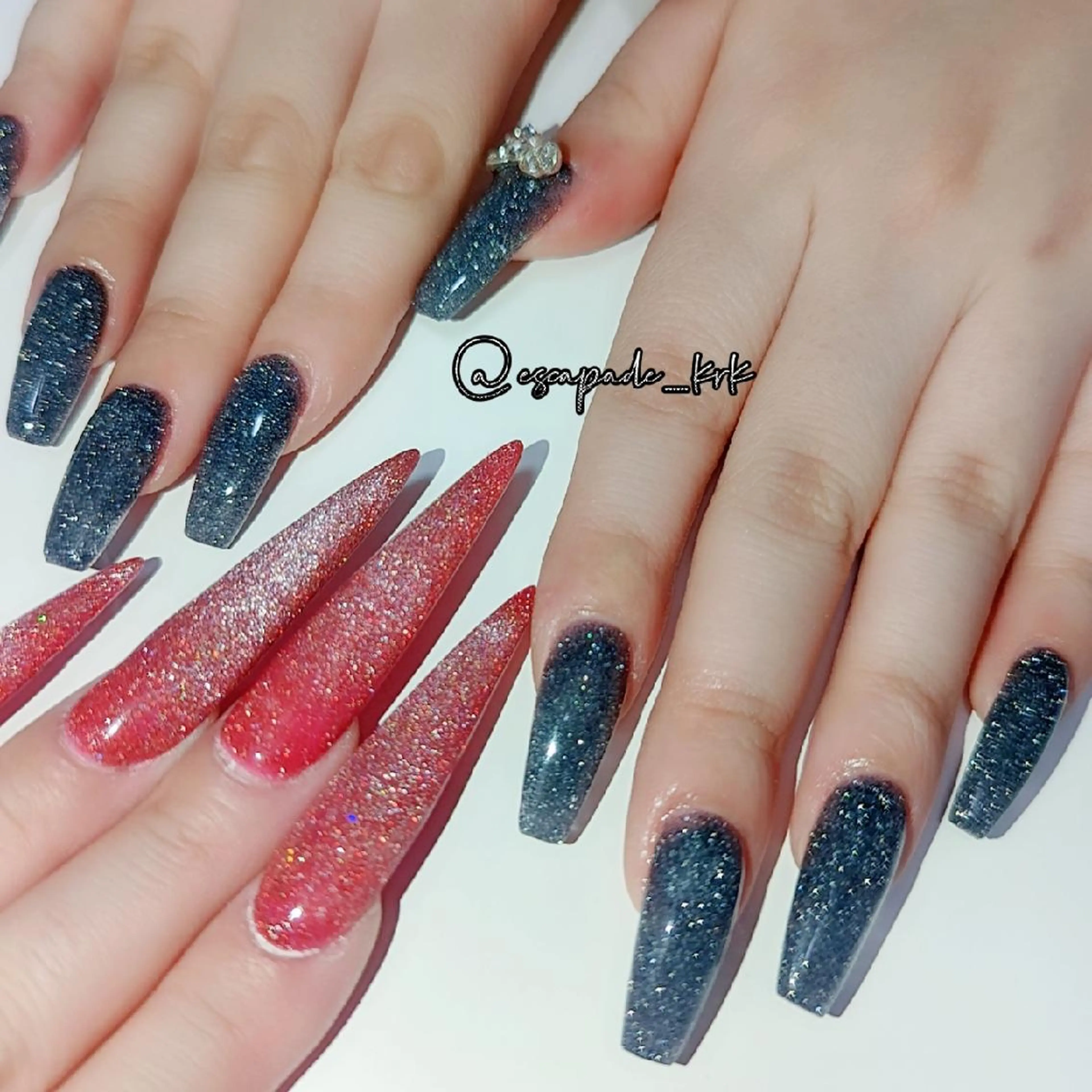 ミディアム ネイル フラッシュネイル ハンドネイル クロキ 。のネイルデザイン