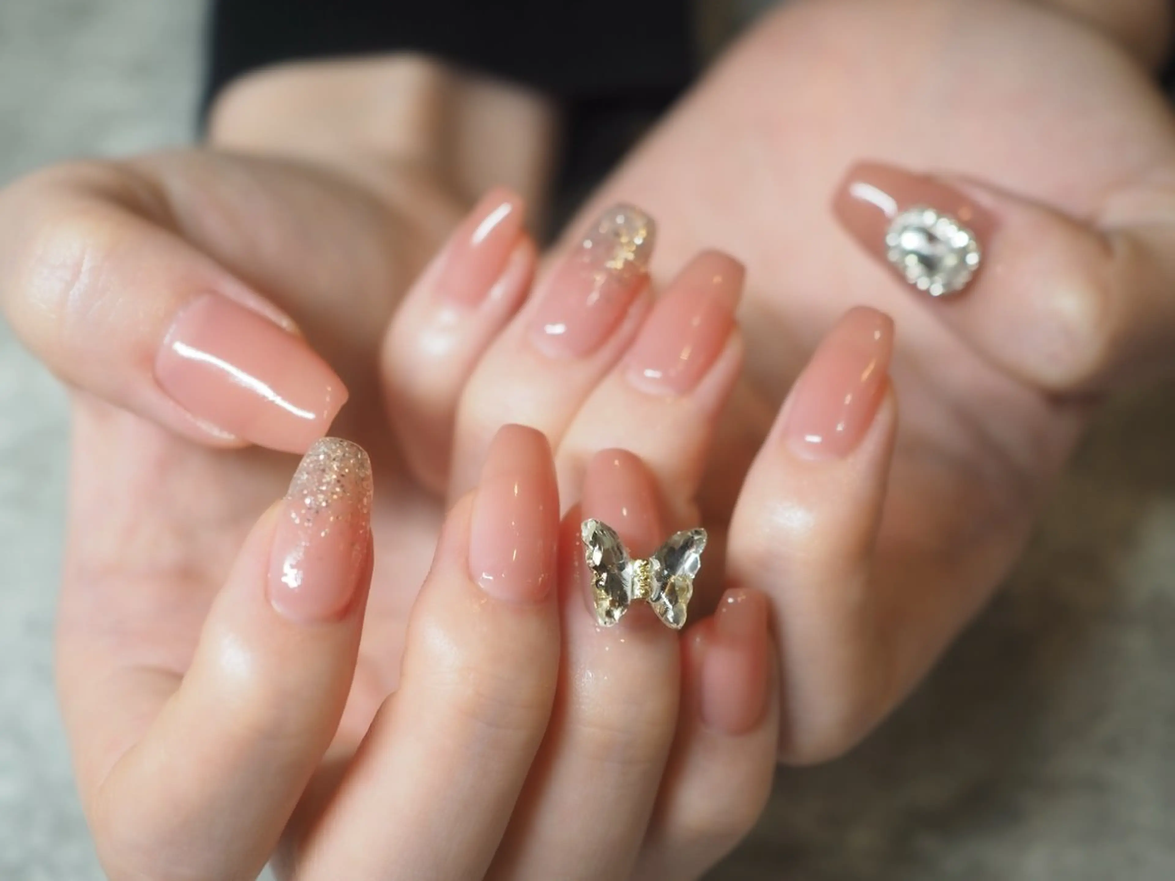 ネイル ピンク glaNje shioriのネイルデザイン