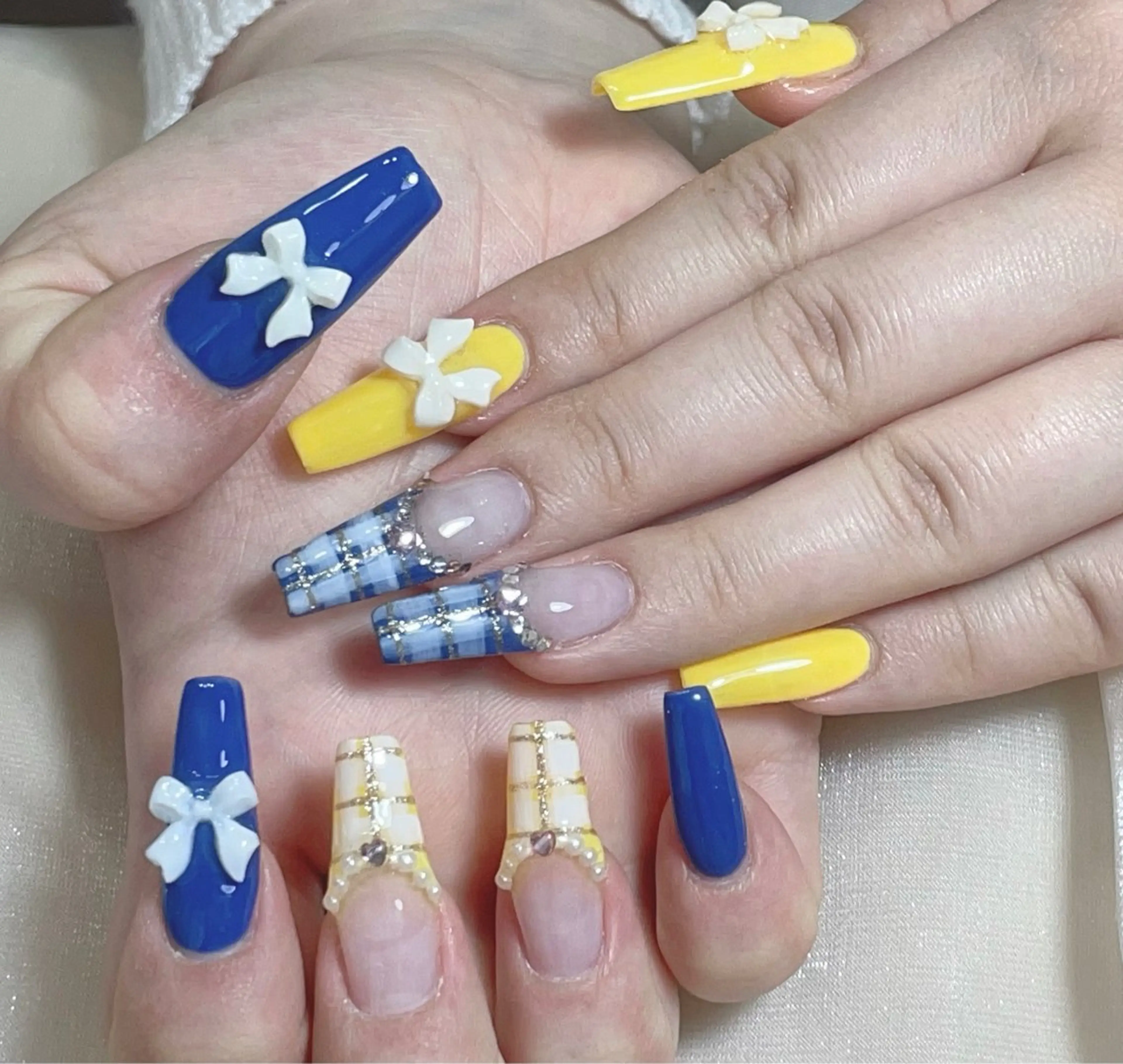 ネイル フレンチネイル B·U Nail大宮 長さだし専門店のネイルデザイン