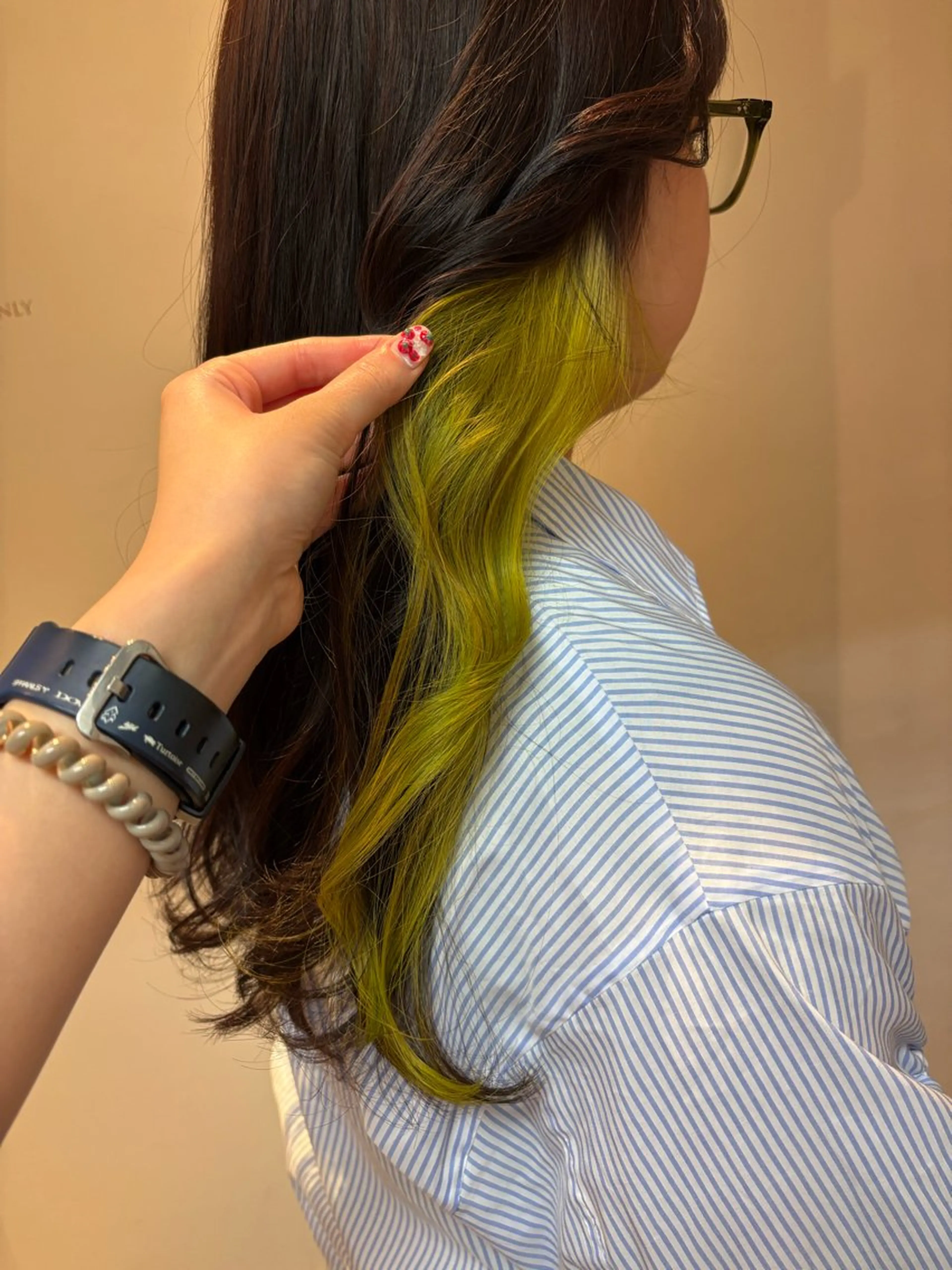 ロング カラー ヘアカラー トリートメント ワタナベ イオリ🧼のヘアスタイル