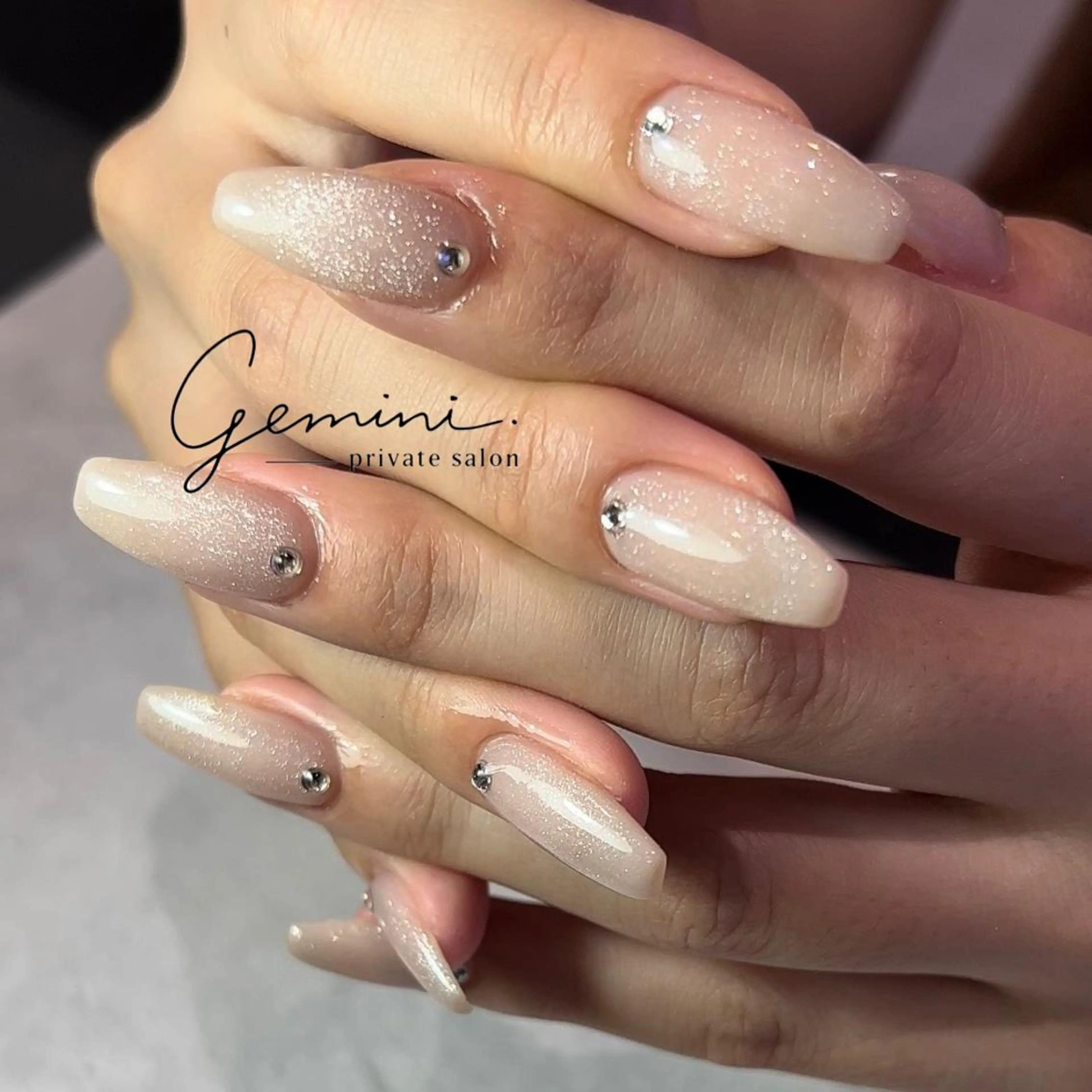 ネイル Gemini. 【ジェミニ】のネイルデザイン