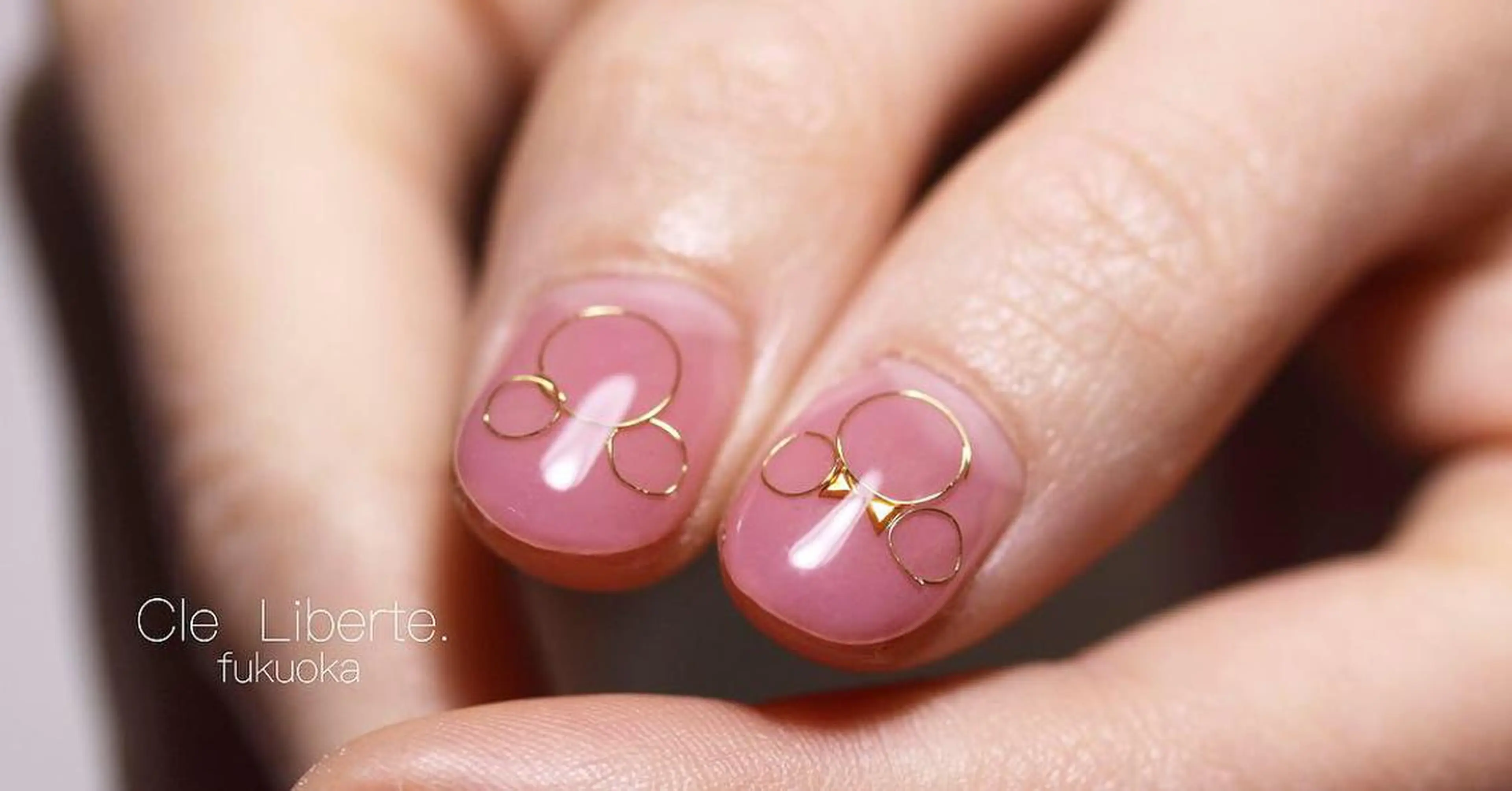 ネイル ピンク Elio 国泰寺のネイルデザイン