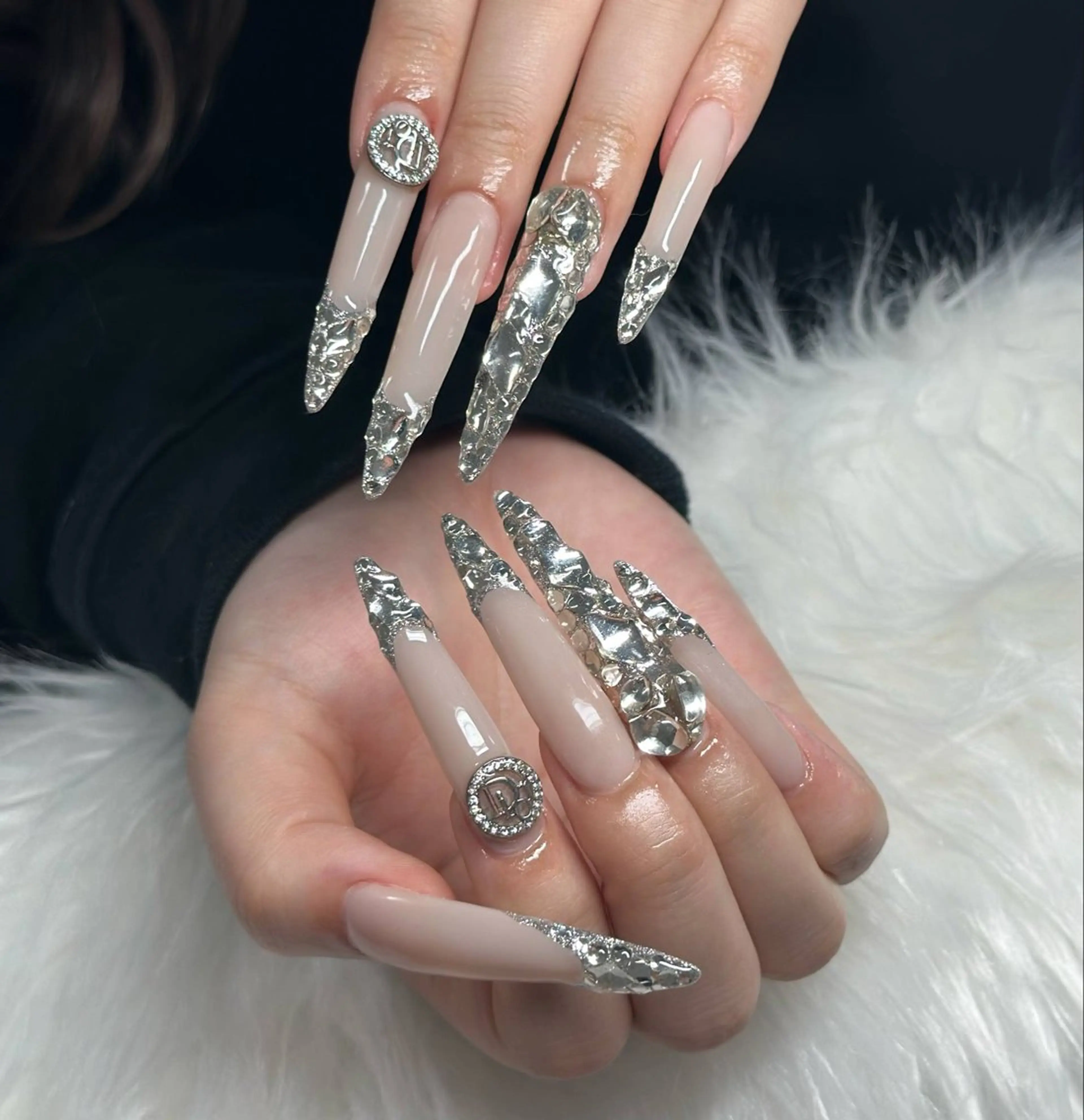 ネイル オーロラネイル フレンチネイル ジェルネイル ハロウィン キラキラネイル H.baby Nail Salonのネイルデザイン