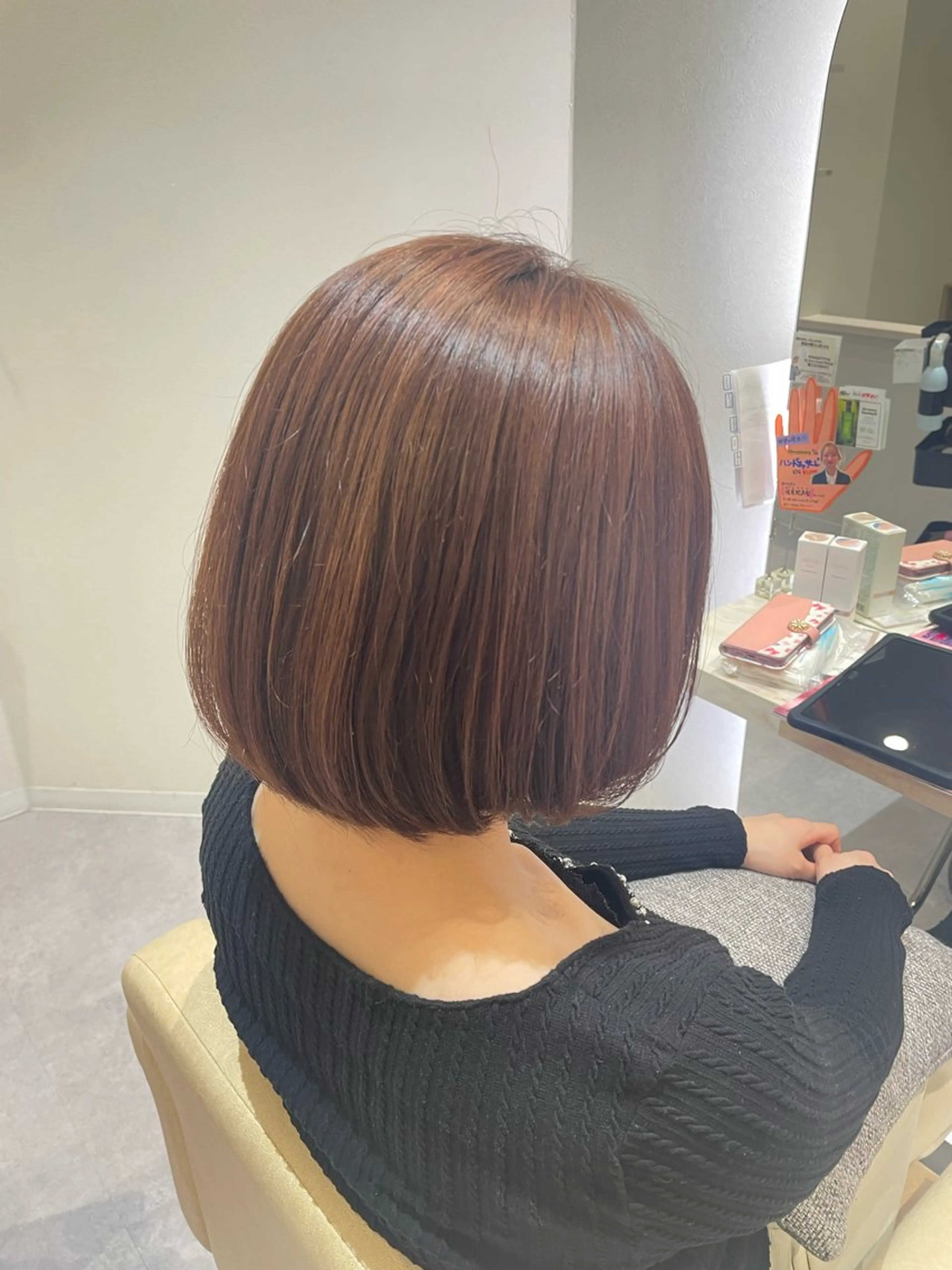 ショート 室川 花菜のヘアスタイル