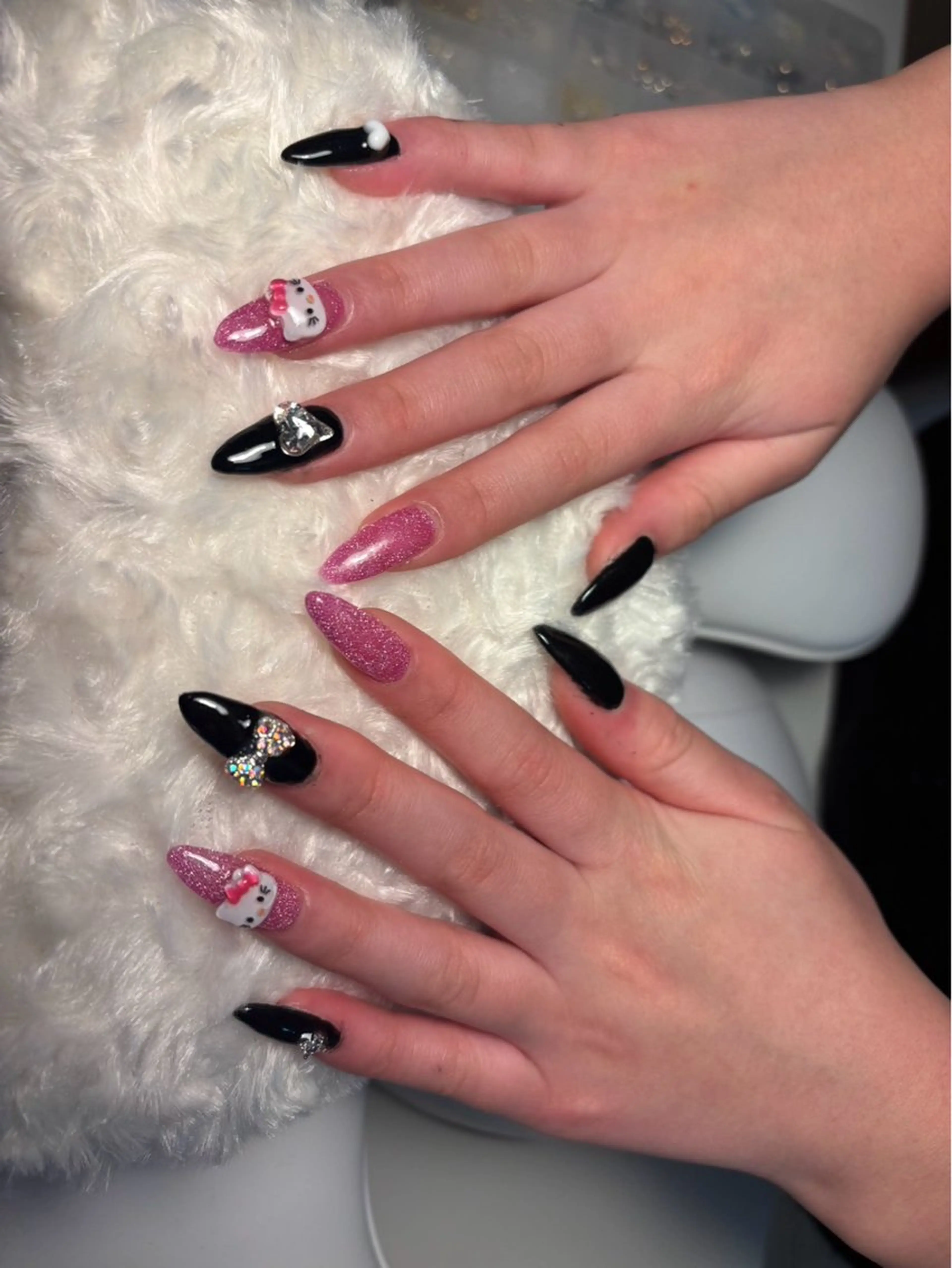 ネイル フラッシュネイル フットネイル フレンチネイル ジェルネイル ガラスフレンチ Nail salon Natulalのネイルデザイン