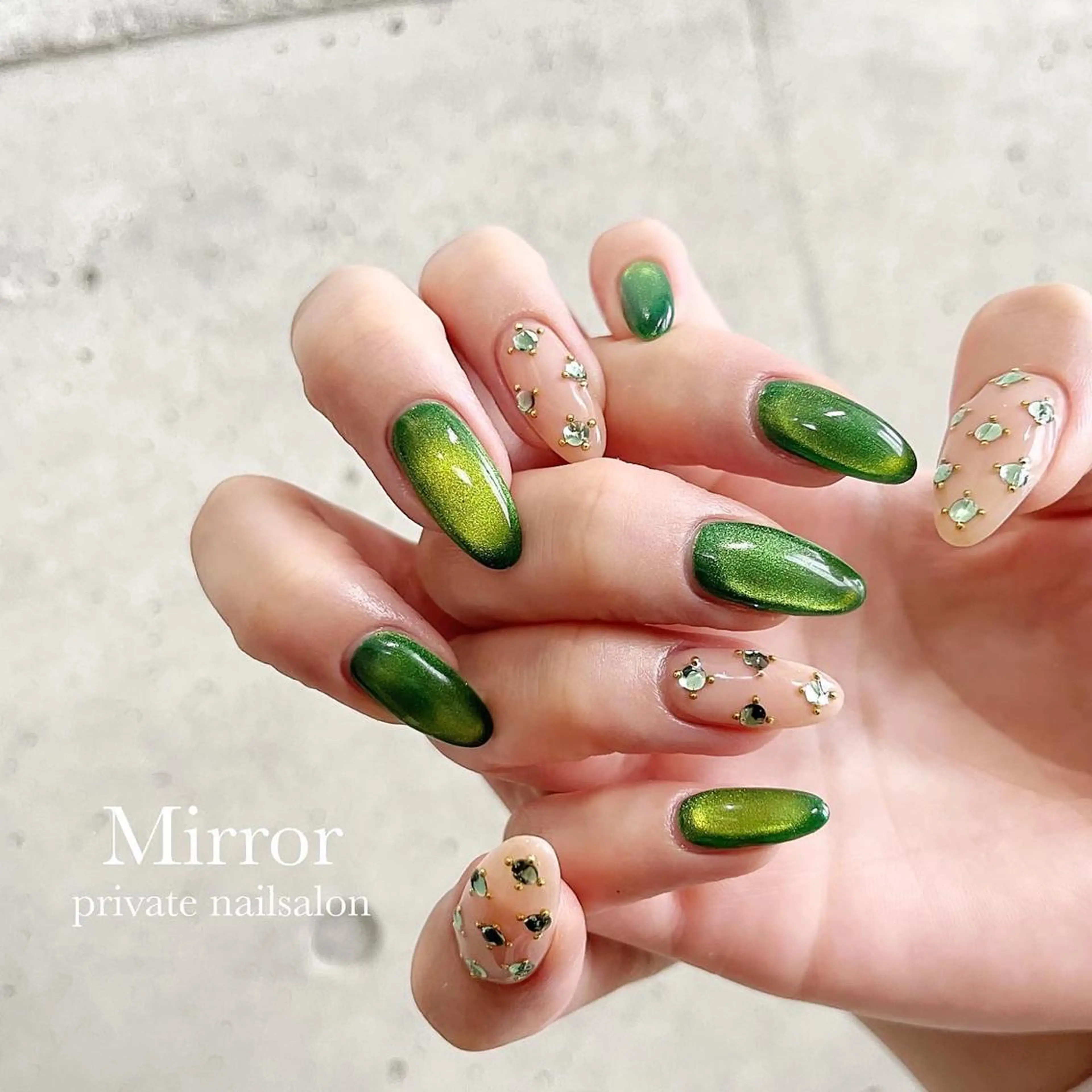 ネイル ハンドネイル nailsalon Mirrorのネイルデザイン