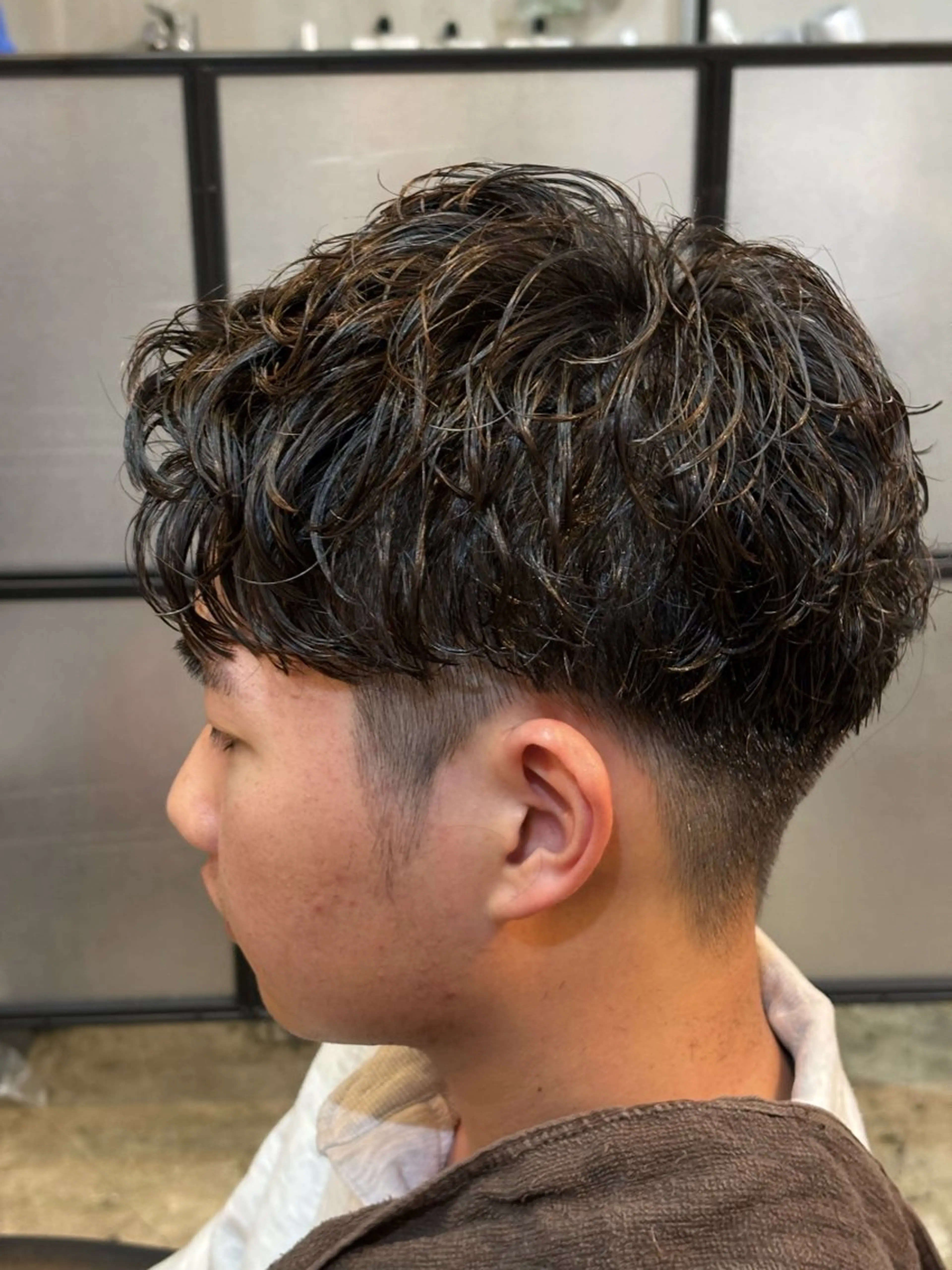 ミディアム パーマ メンズサロン soshiのヘアスタイル