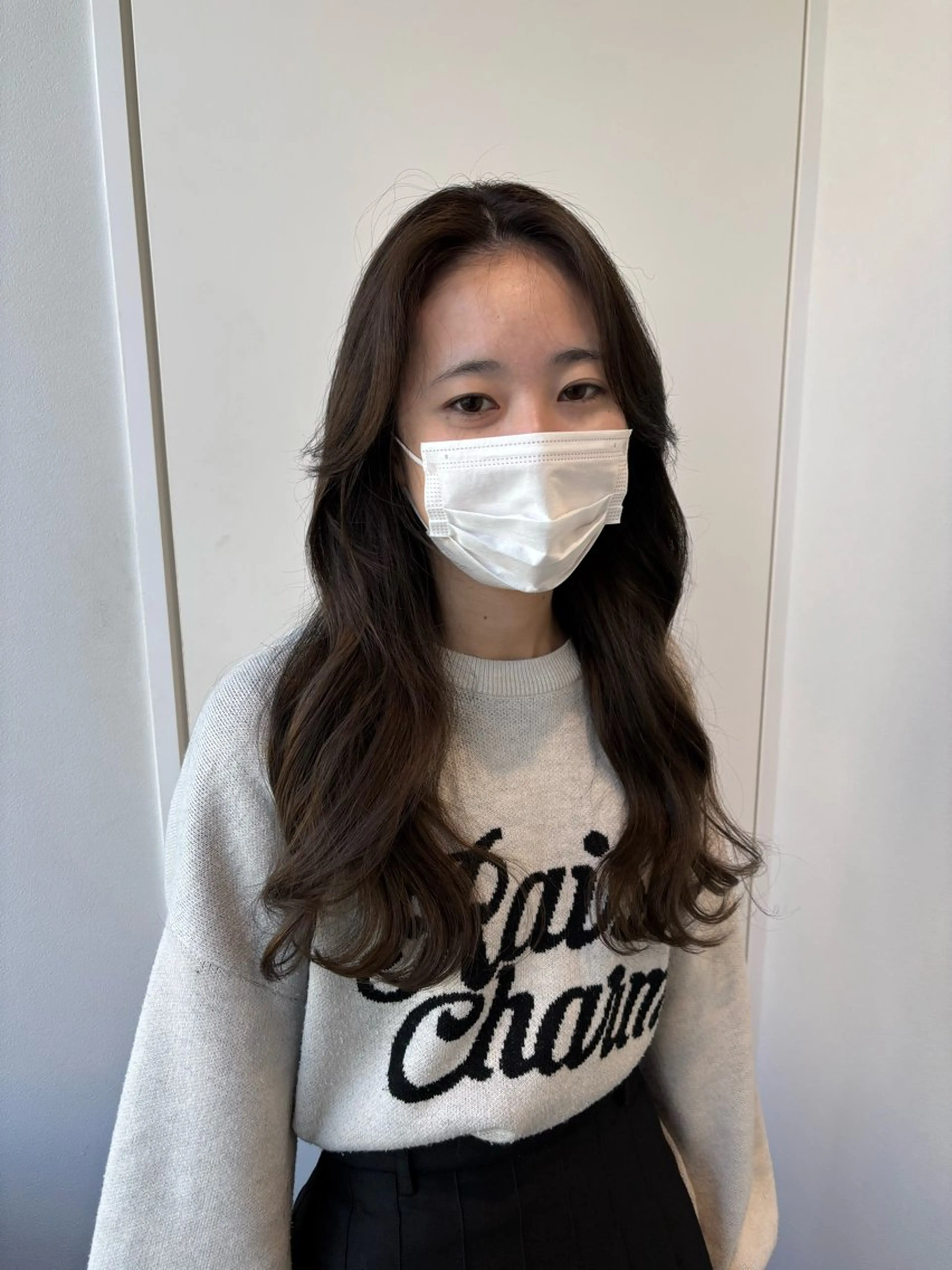 ロング カラー グレージュ オリーブグレージュ オリーブグレー カット ヘアカラー 穐田 航のヘアスタイル