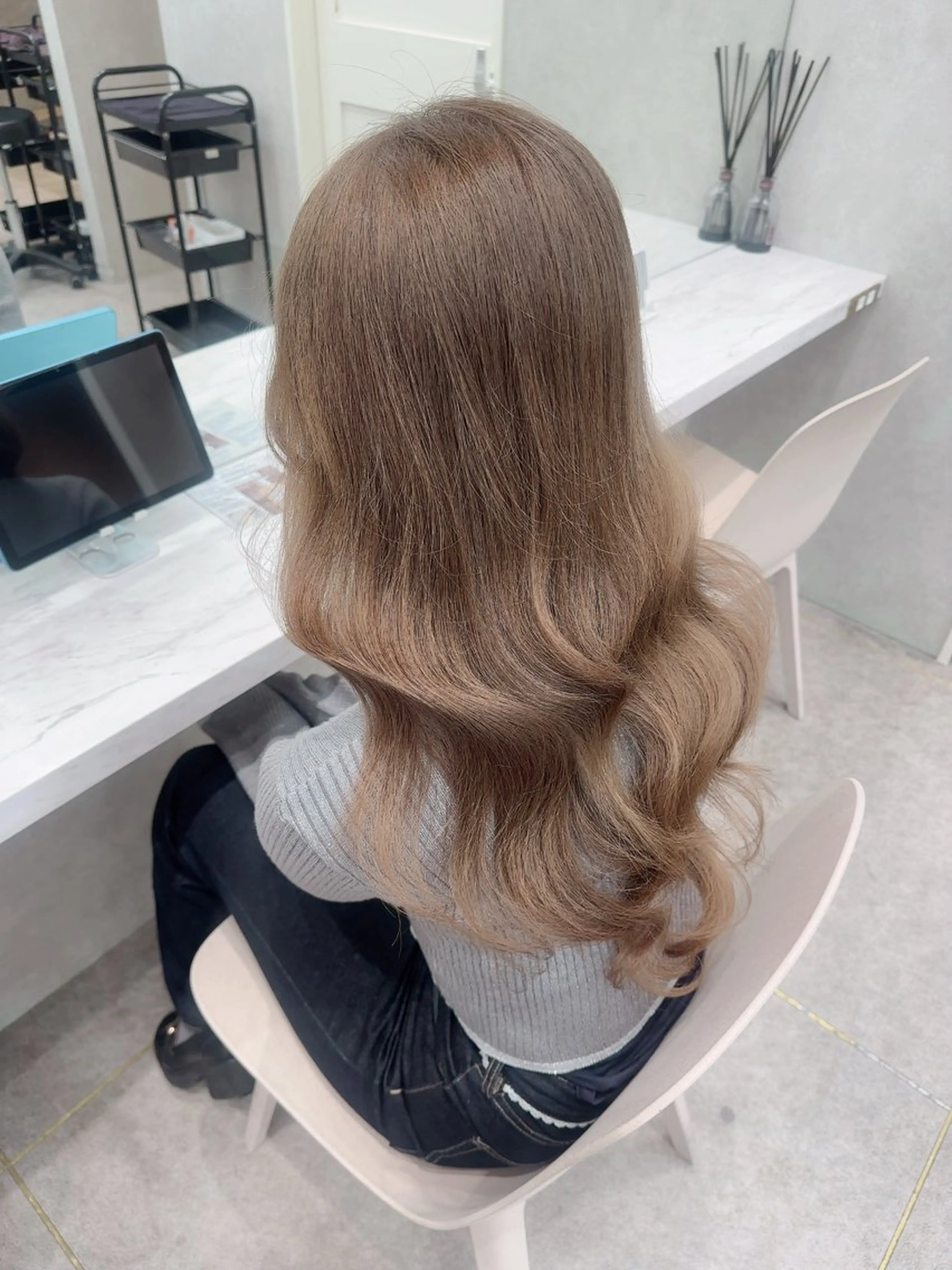 セミロング カラー ヘアアレンジ ヘアカラー トリートメント 天神/ブリーチ/ ブリーチなしカラーのヘアスタイル