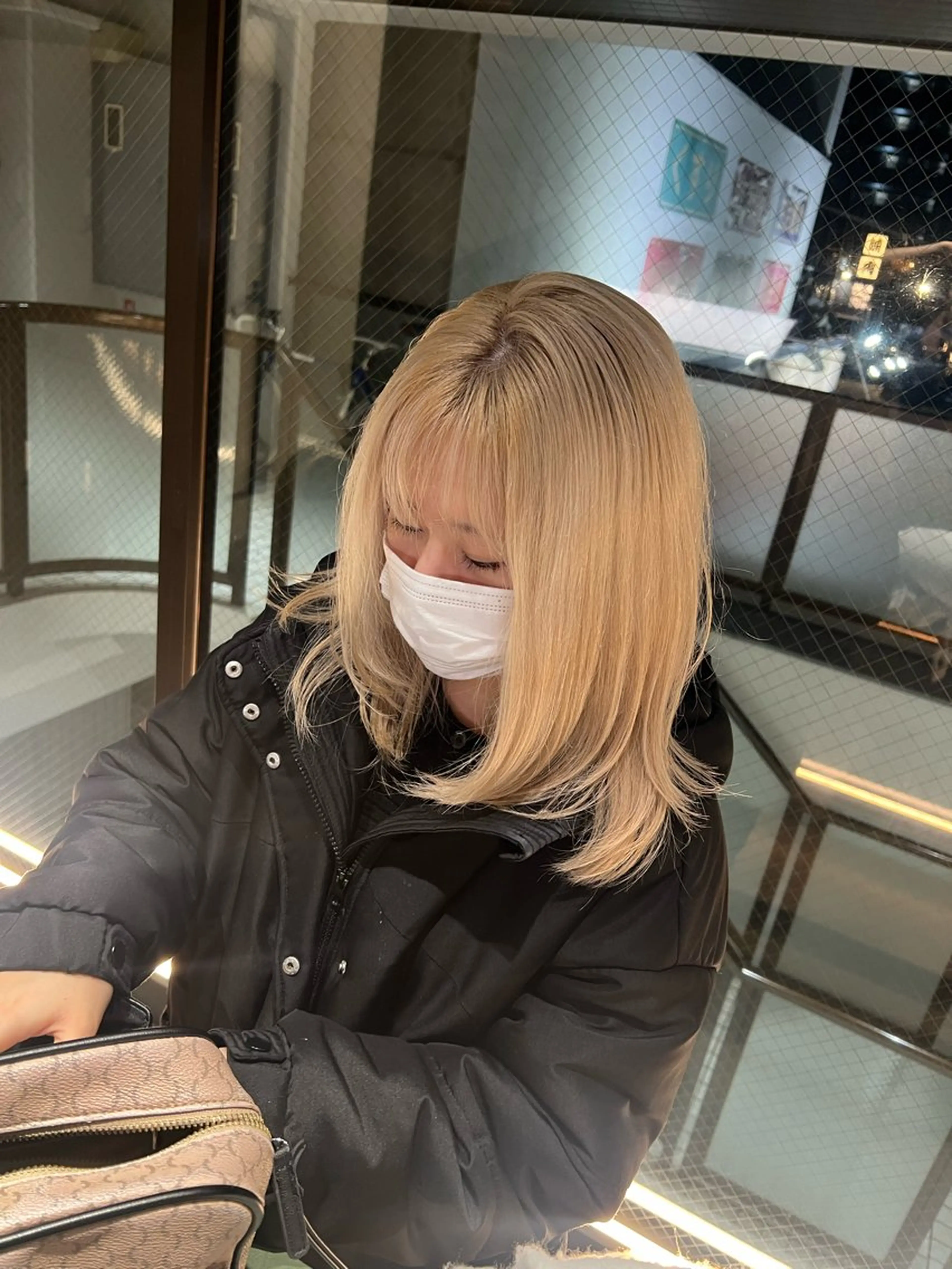 ミディアム カラー 今が1番似合う自分に /志音のヘアスタイル