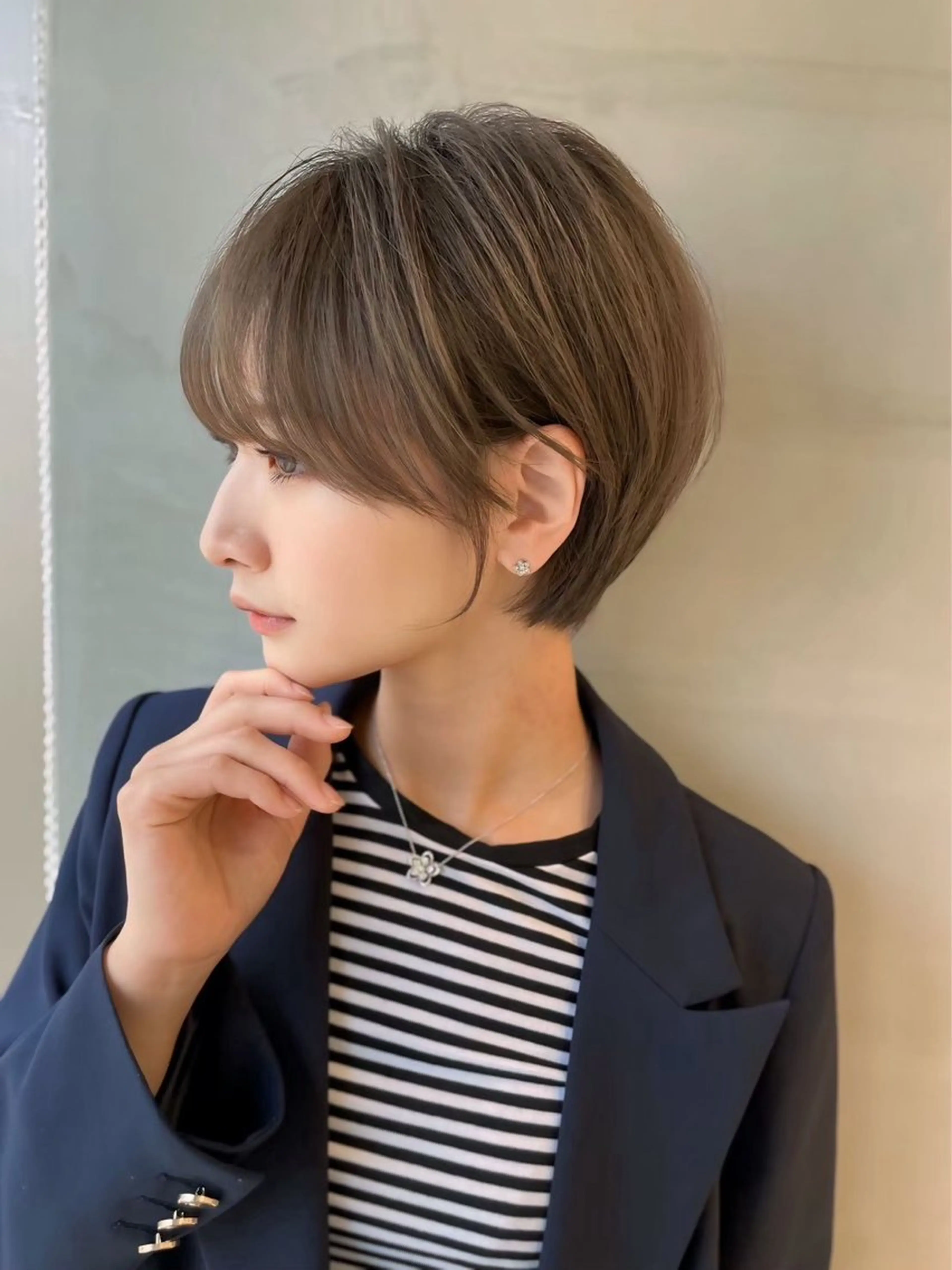 ショート カラー 🌟透明感カラー× 小顔カット いっせいのヘアスタイル