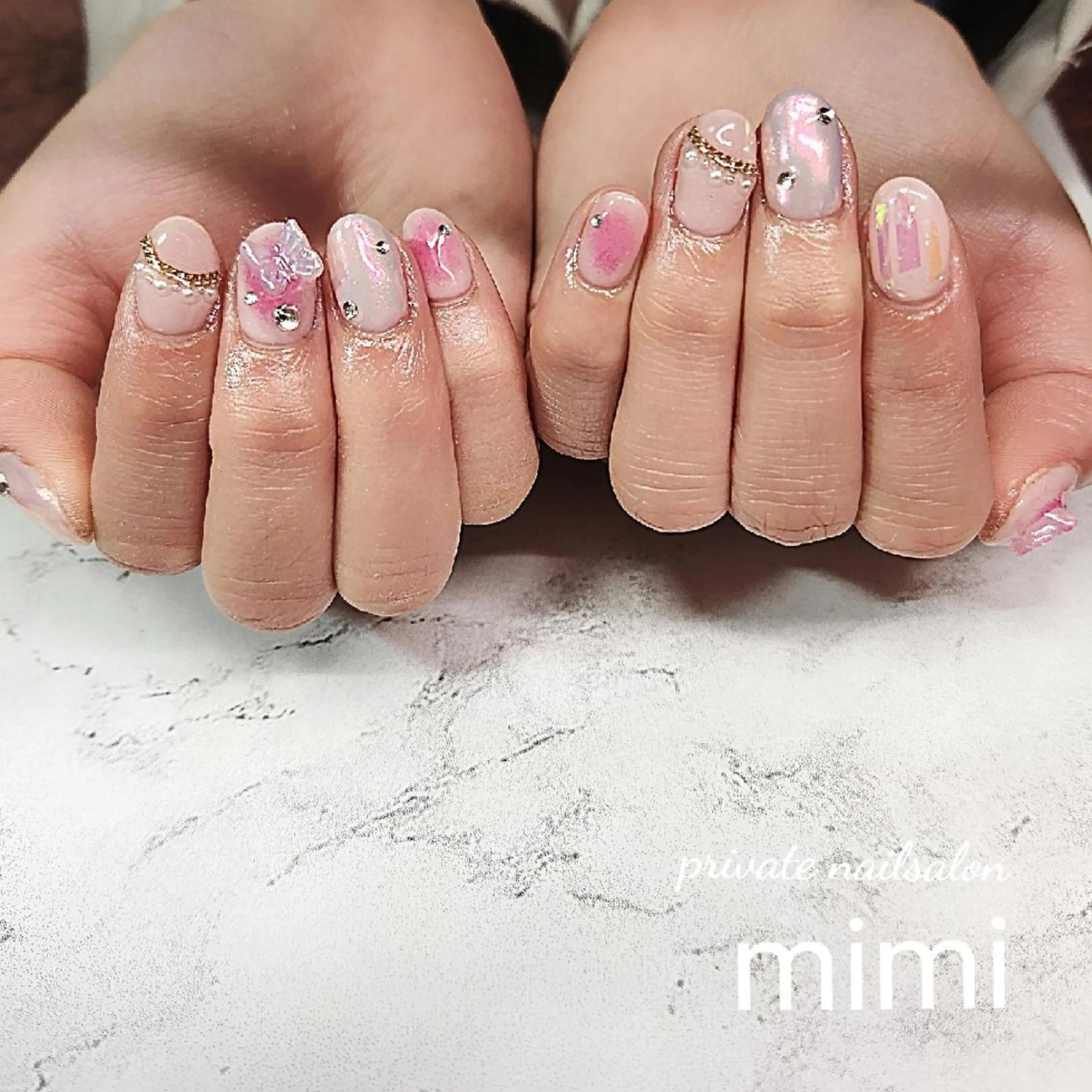ネイル キラキラネイル ニュアンスネイル ピンク ハンドネイル 博多ネイル ｍｉｍｉのネイルデザイン