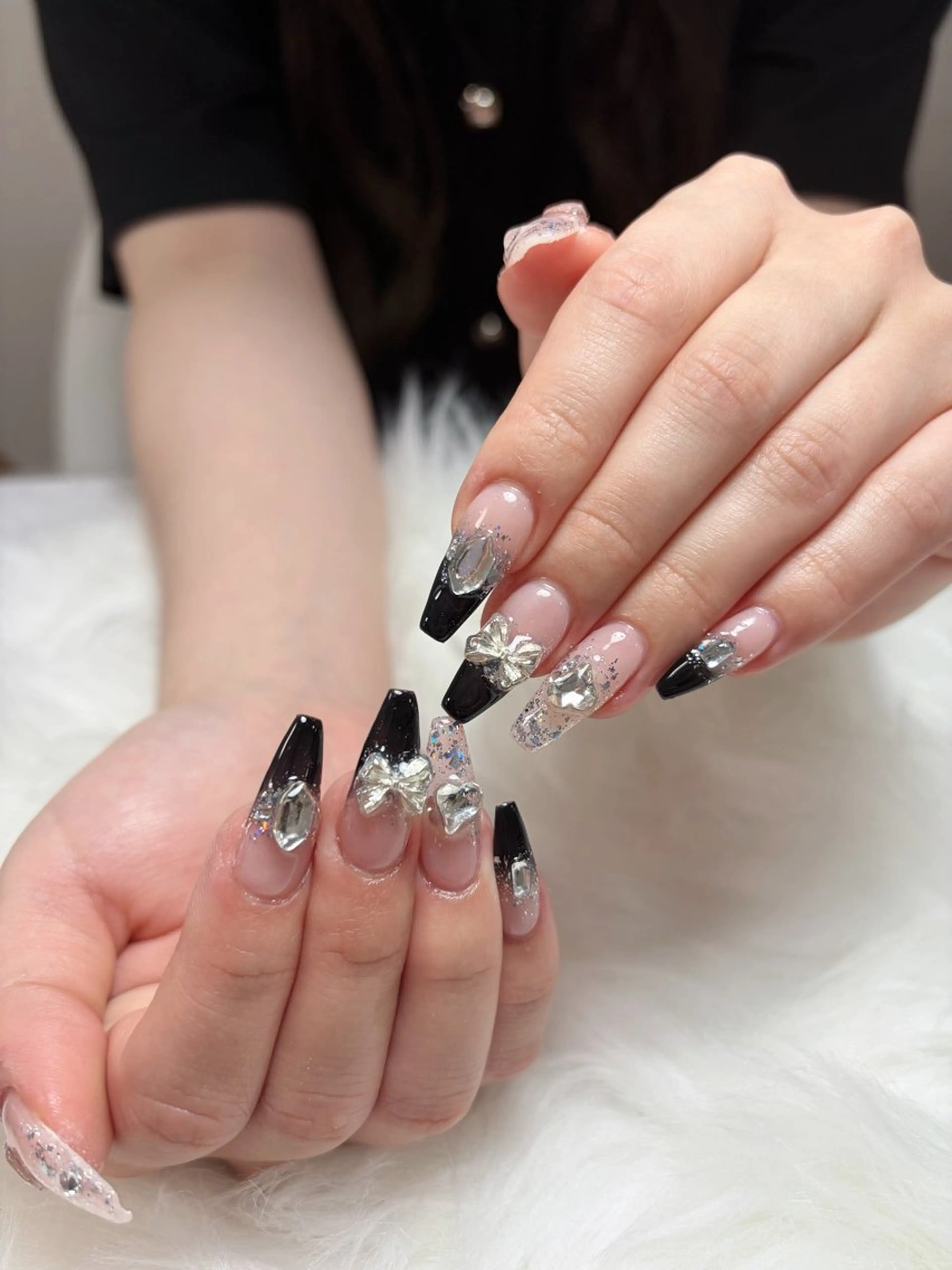 ネイル フラワーネイル 韓国ネイル 持ち込み 春ネイル ワンホンネイル ハンドネイル Huyn Nail Shinjyukuのネイルデザイン