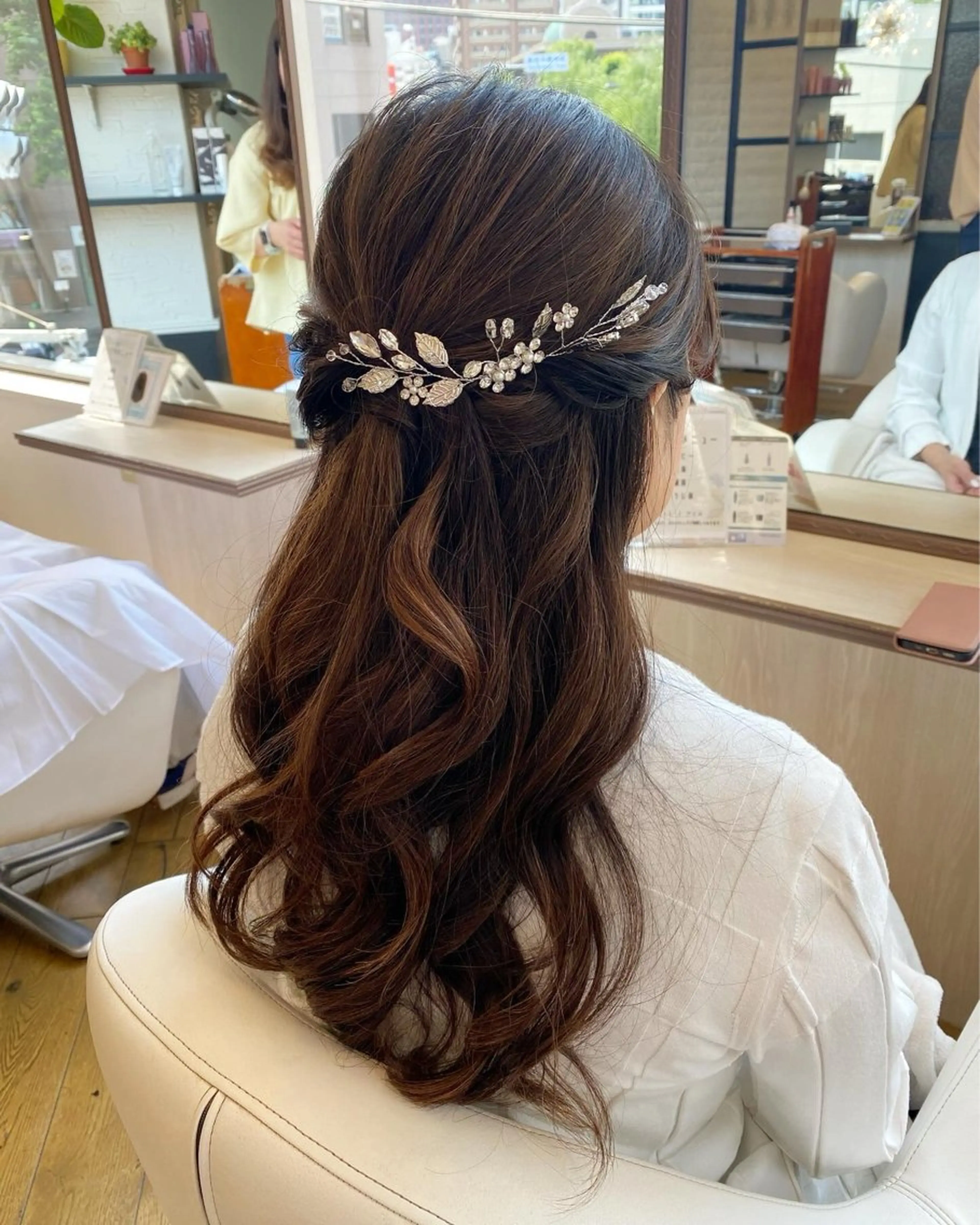 ロング ヘアセット 艶感🫧透明感カラー YUKARIのヘアスタイル