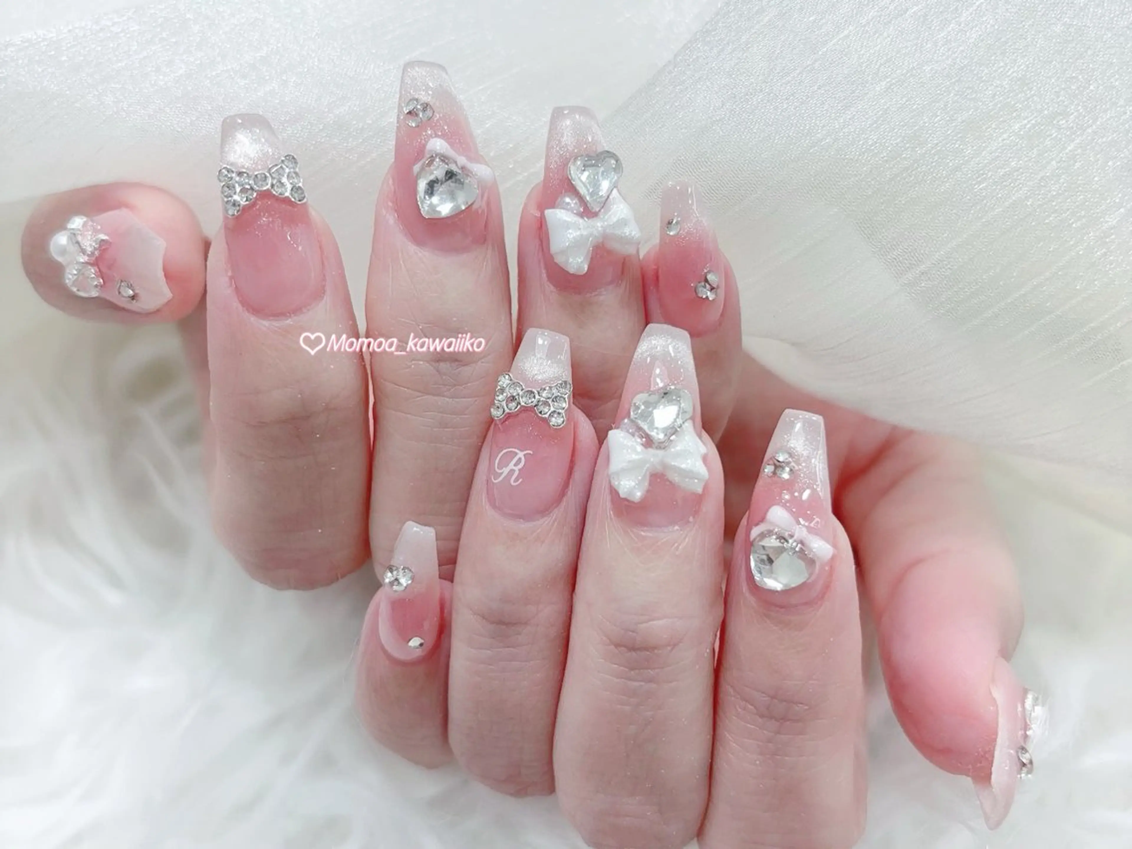ネイル 成人式 マグネットネイル 大理石ネイル(マーブル) リボン 夏ネイル ハンドネイル MoMoA Nail ネイル長さ出し専門店のネイルデザイン