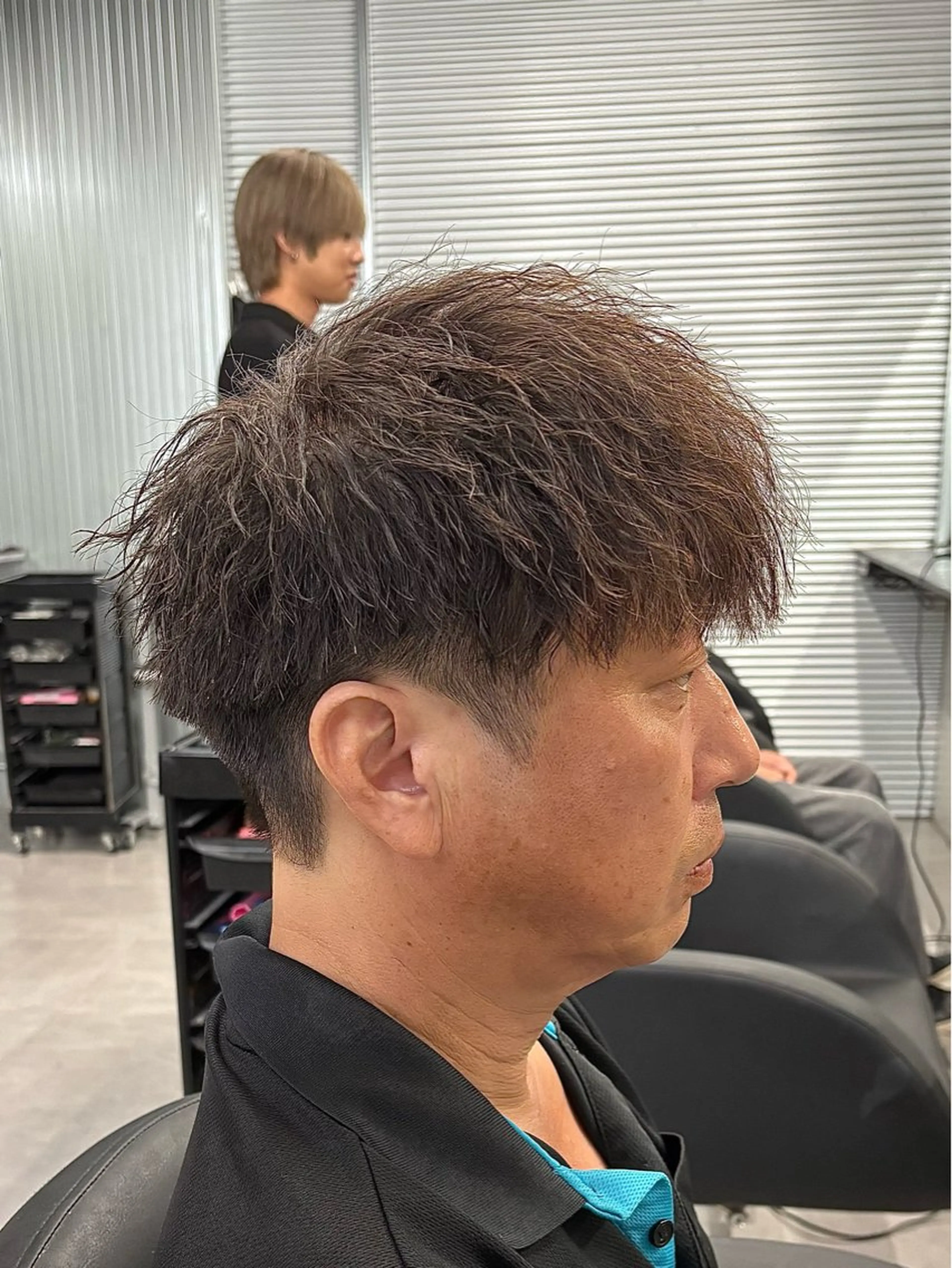 パーマ メンズ メンズパーマ ツイストスパイラルパーマ スパイラルパーマ カット パーマ トリートメント 波巻き/ツイスパ/ 短髪/鈴木俊也のヘアスタイル