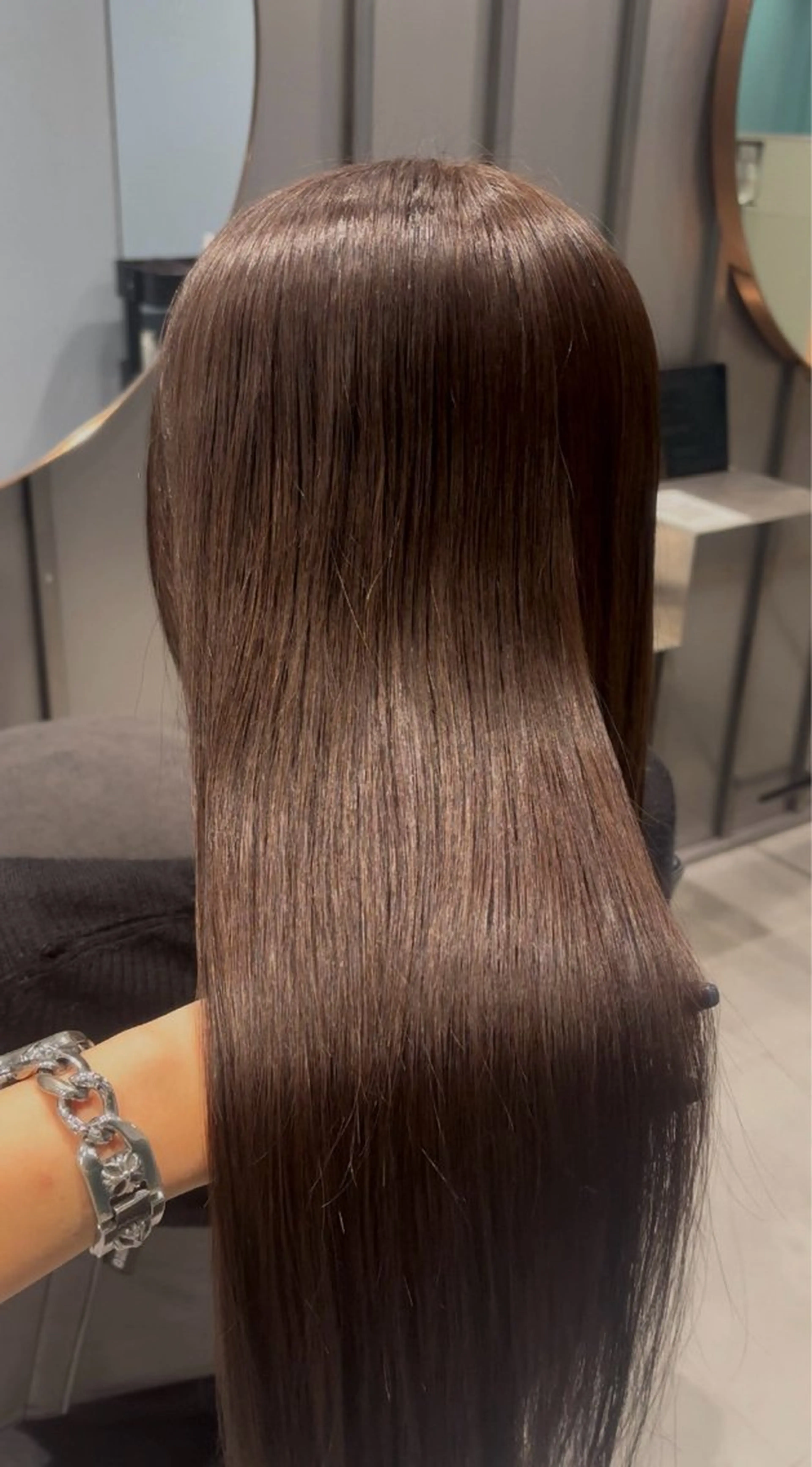 カラー ヘアカラー 🐈‍⬛JUMI /透明感カラー/🩶のヘアスタイル