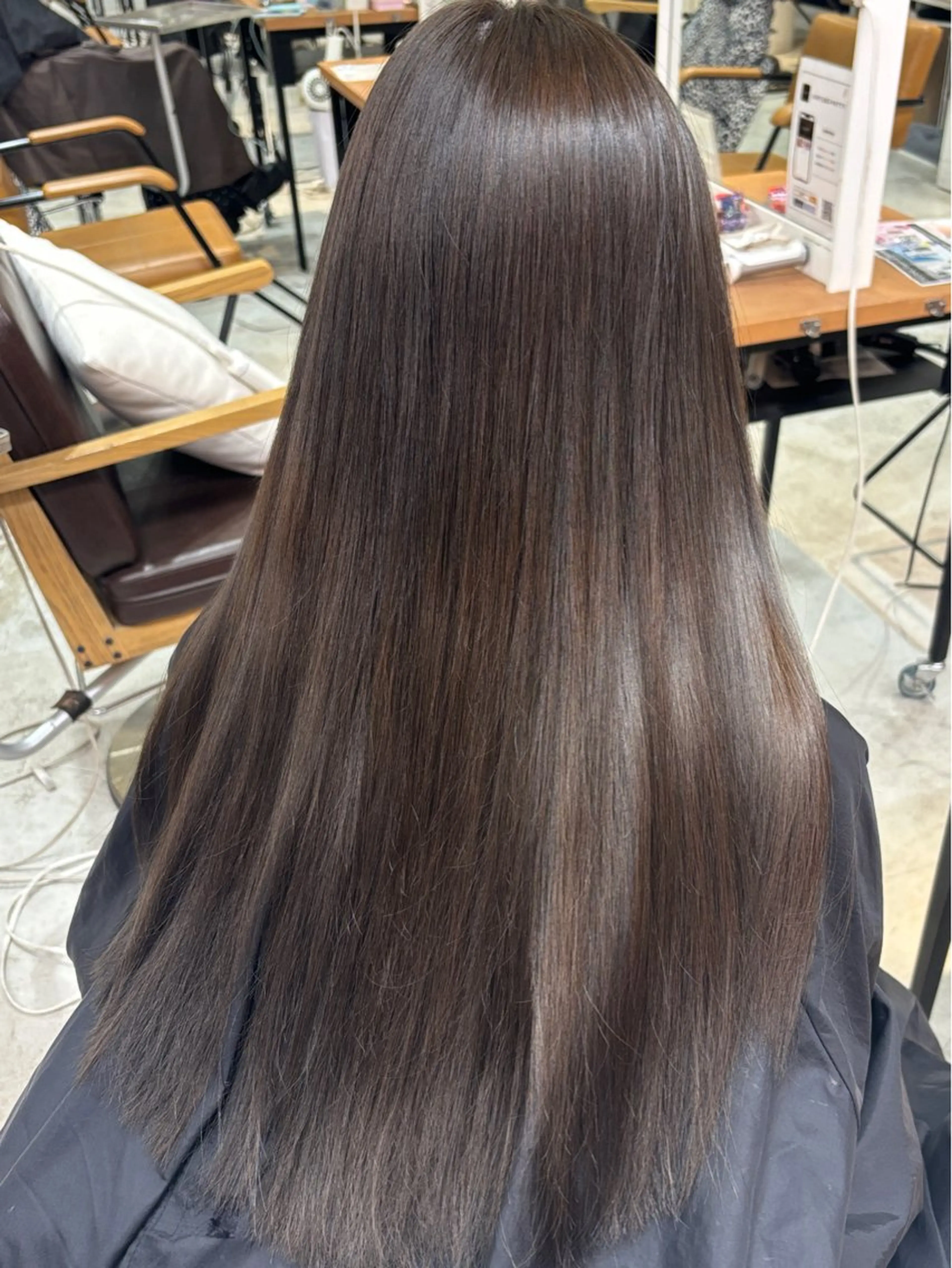 酸性ストレート+2step艶トリートメントの写真