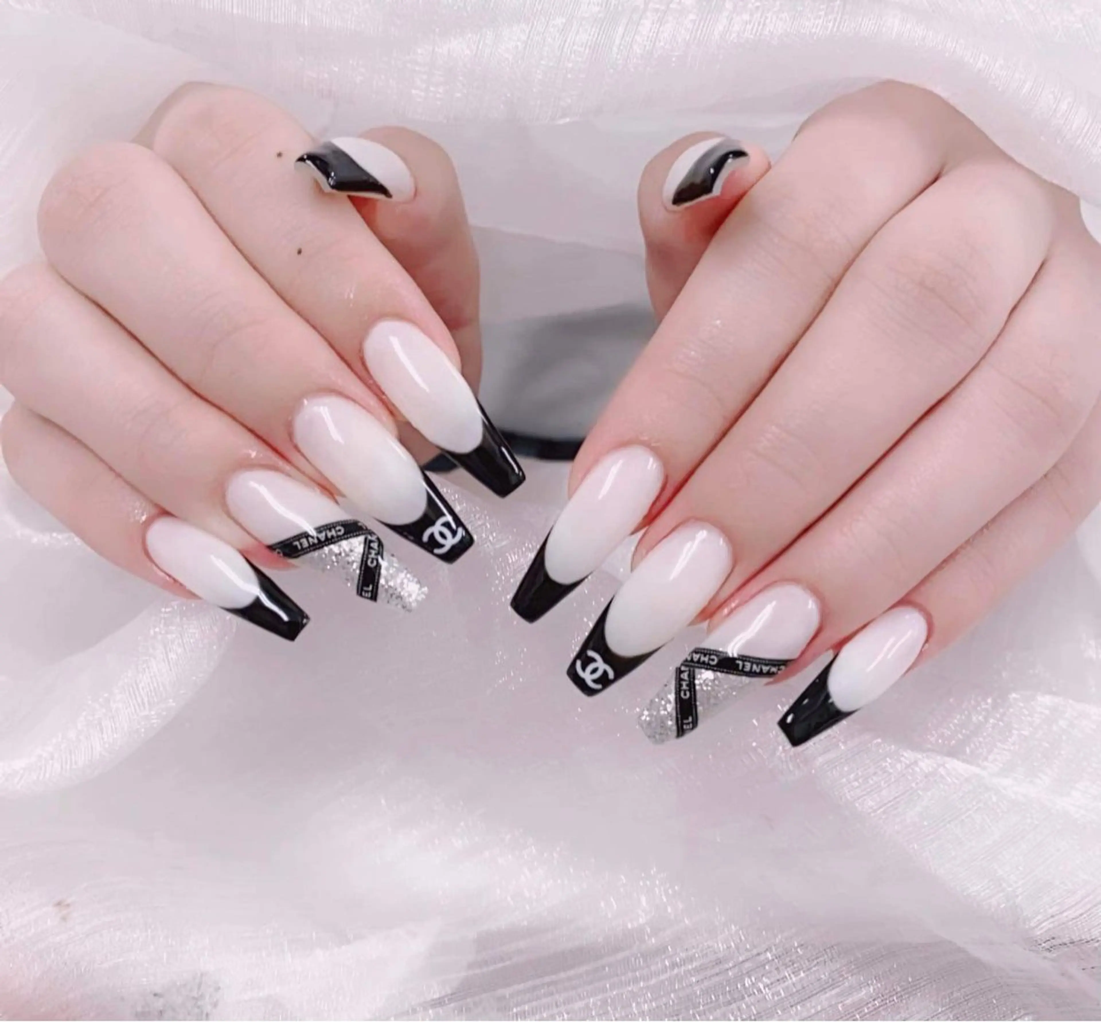 ネイル アートネイル 韓国ネイル 持ち込み ワンホンネイル ハンドネイル Lenie Nail Salonのネイルデザイン