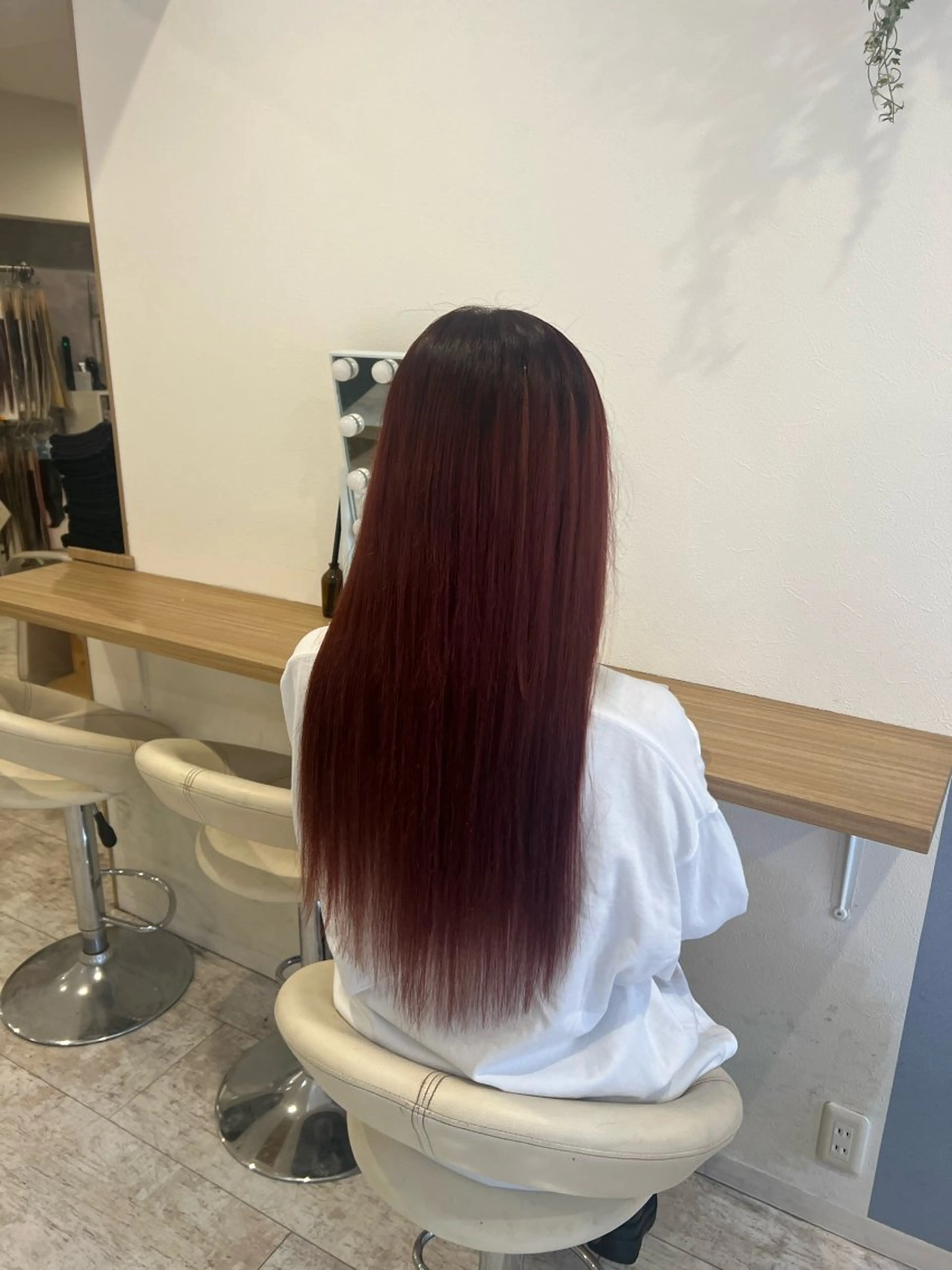 ロング エクステ 髪質改善 カット ヘアカラー トリートメント エクステ マテリアル 中央駅店のヘアスタイル