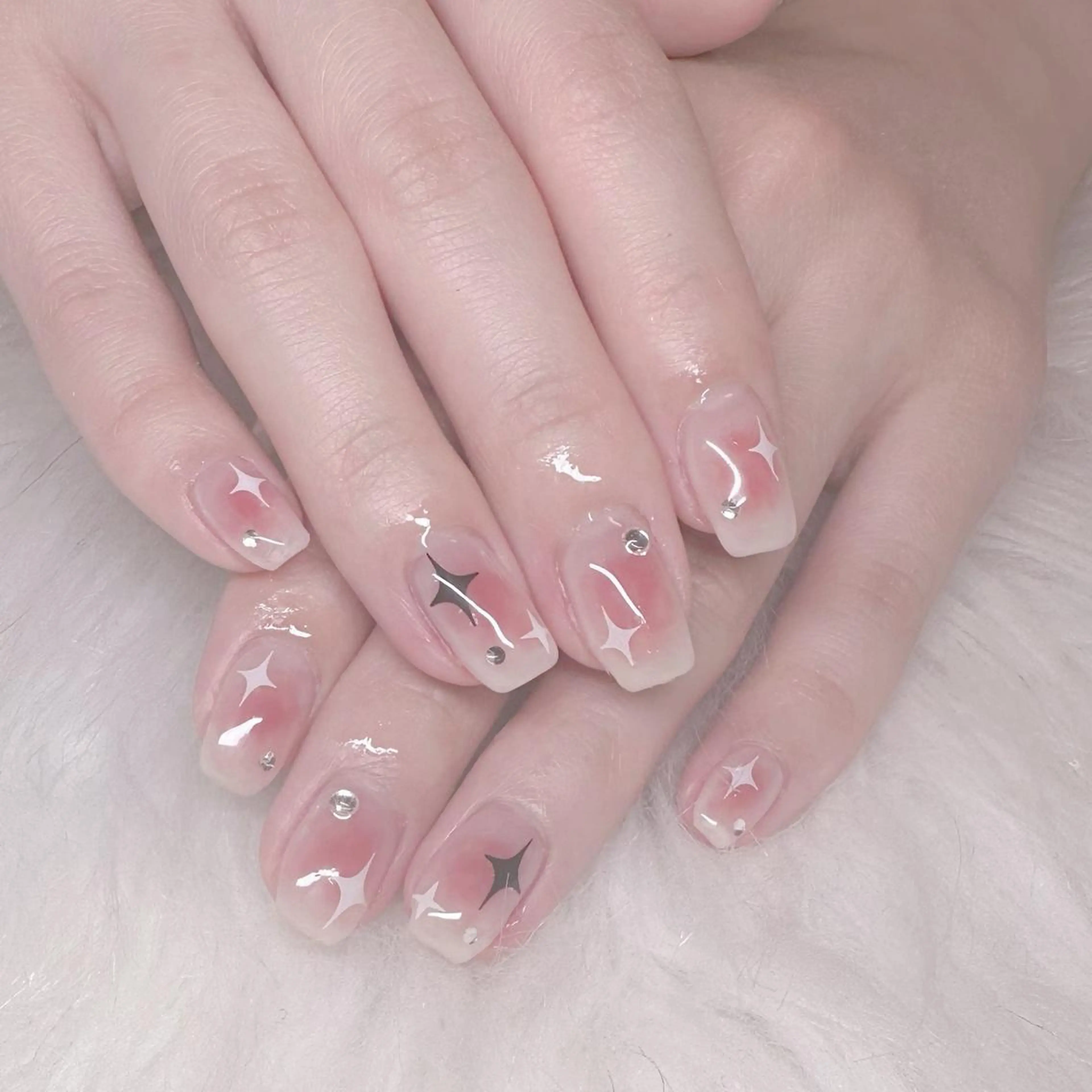 ネイル ハンドネイル Mari 🎀のネイルデザイン