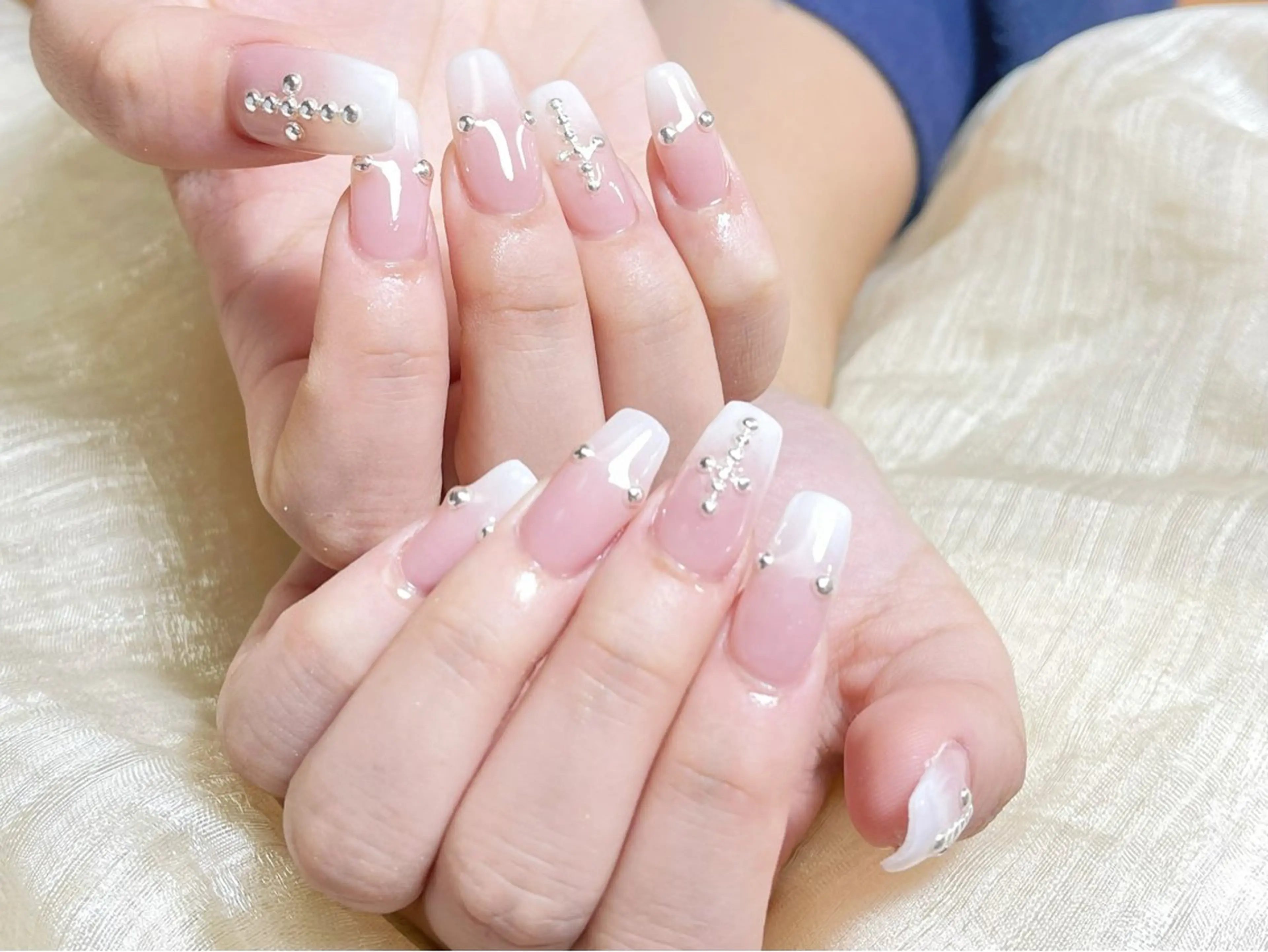 ネイル ハンドネイル 🎀ネイルサロン エクラYUI🎀のネイルデザイン