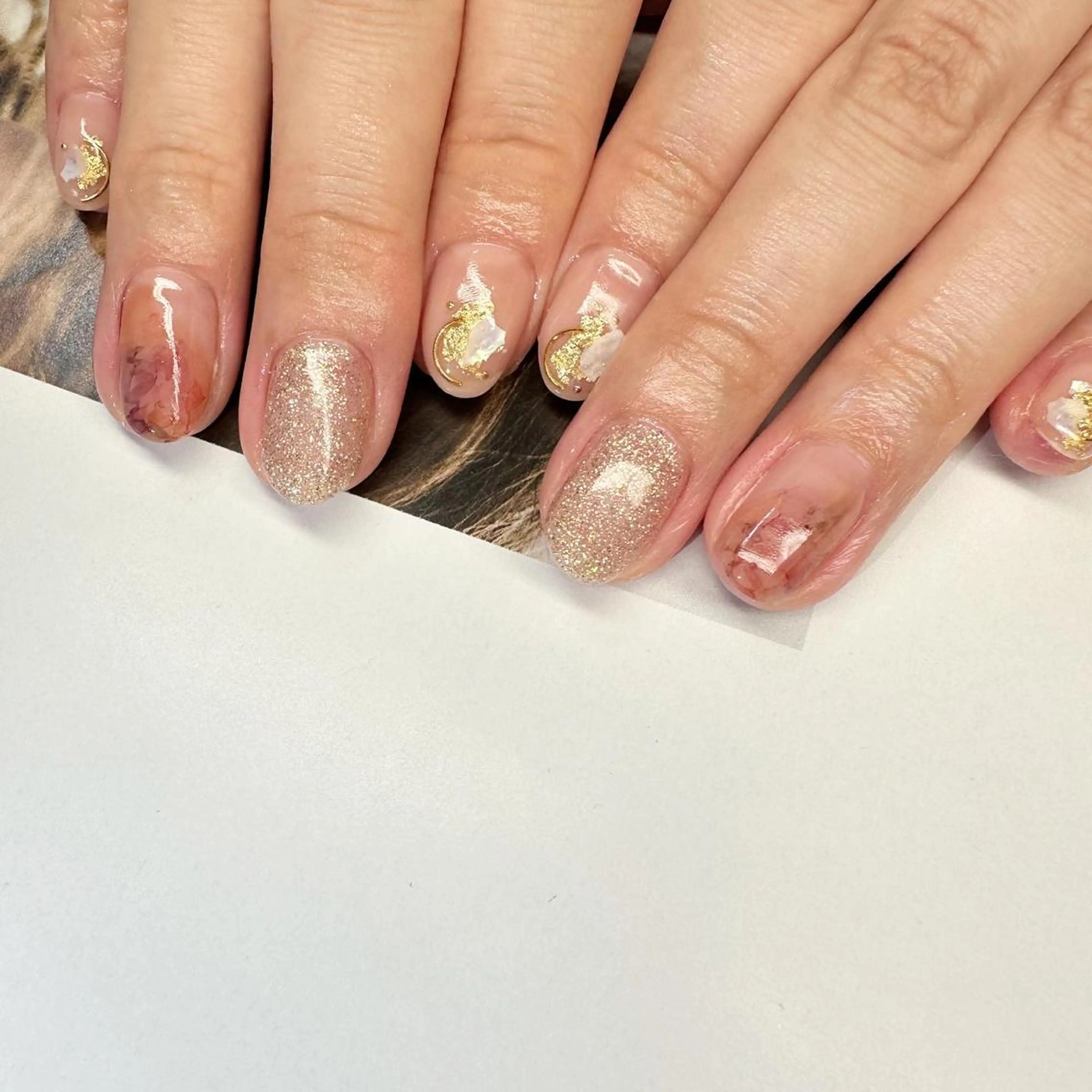 ネイル アートネイル クリアネイル 氷ネイル・うるうるネイル 韓国ネイル ラメ(グリッター) 🪞KAPE NAIL 🪞のネイルデザイン