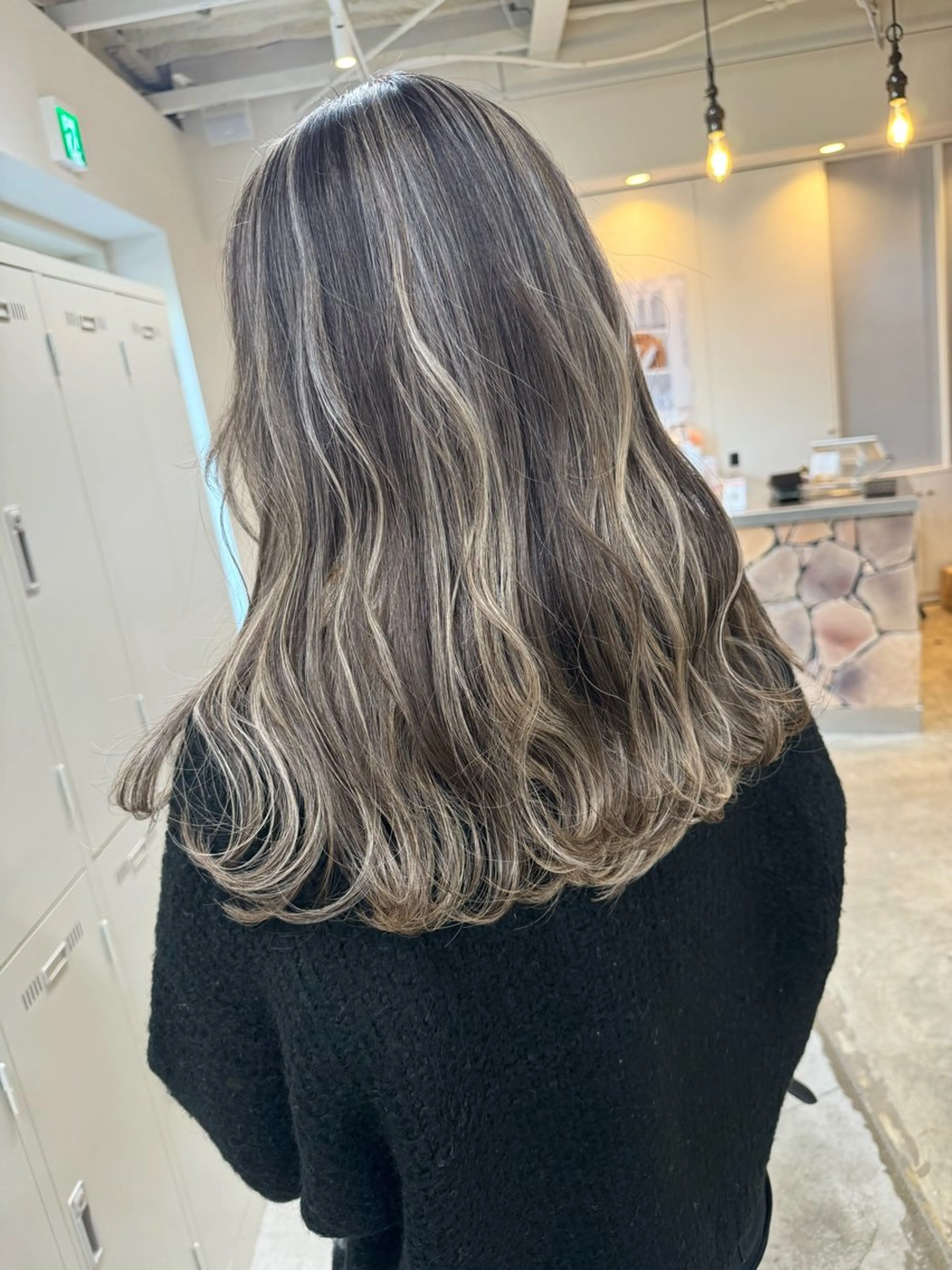 ロング ハイライト fand千葉 Sayaka❄️のヘアスタイル