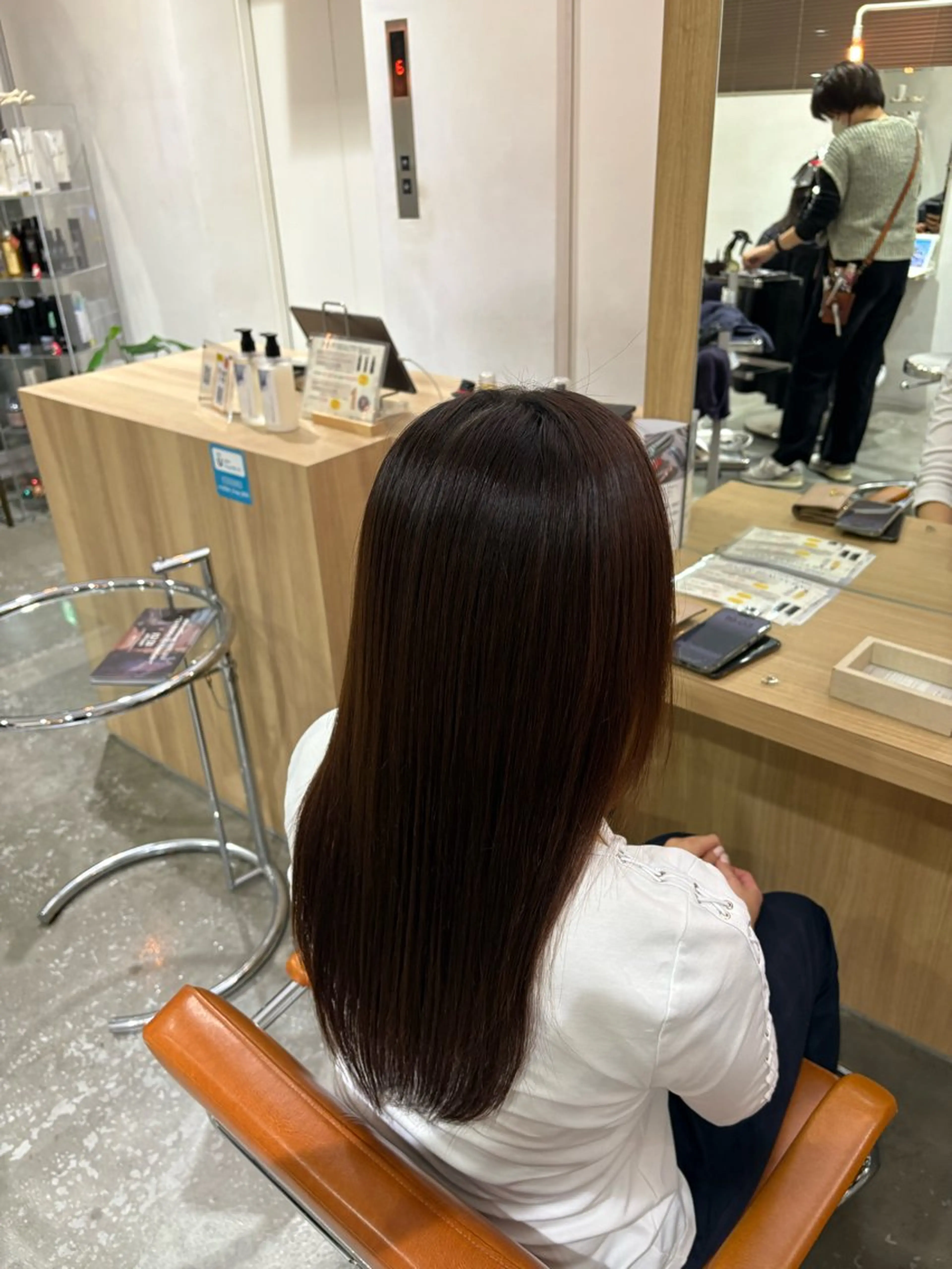 セミロング 縮毛矯正 恵比寿/髪質改善/ レイヤー/羽立蔵之助のヘアスタイル