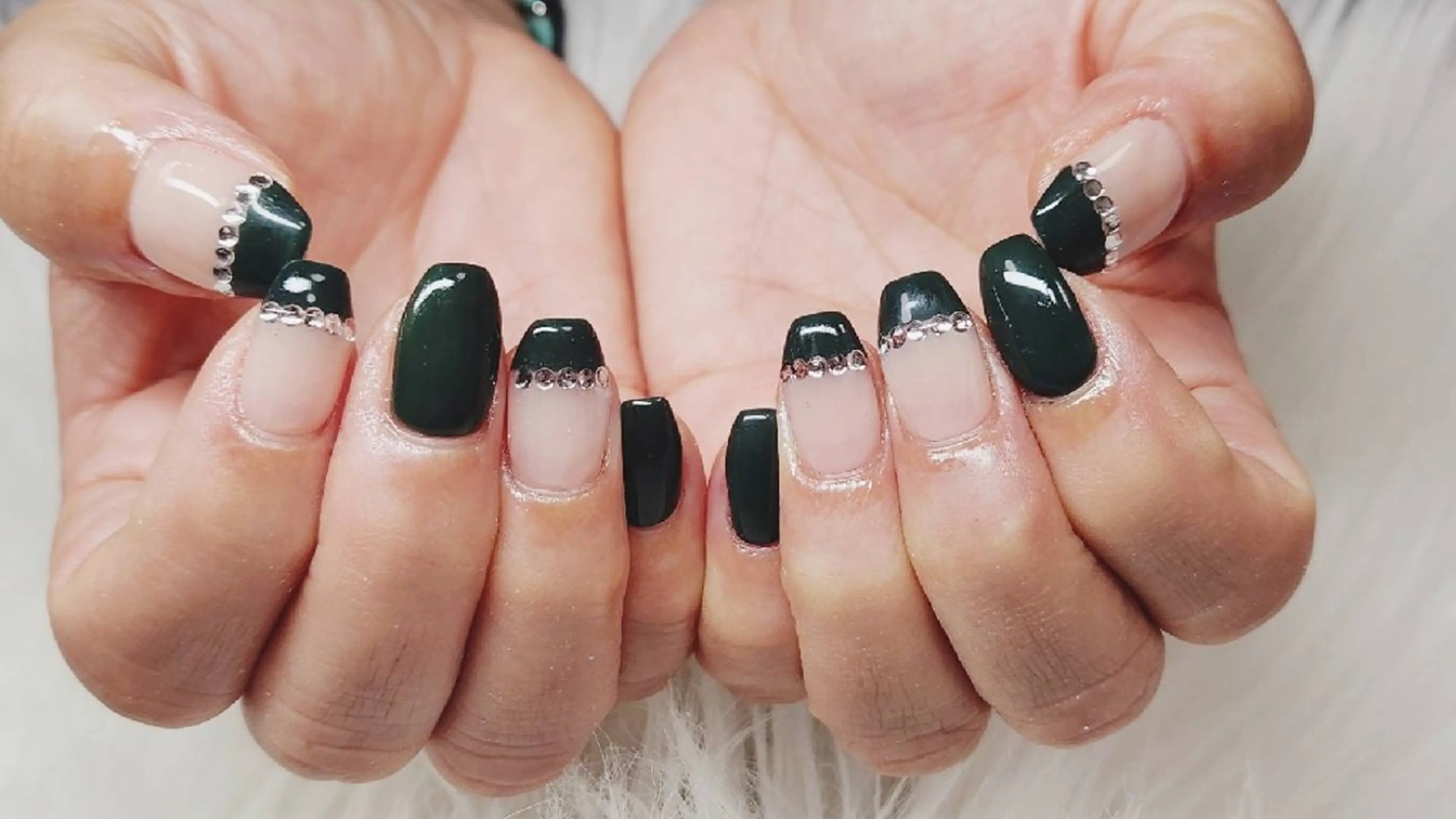 ネイル グリーン T's nailのネイルデザイン