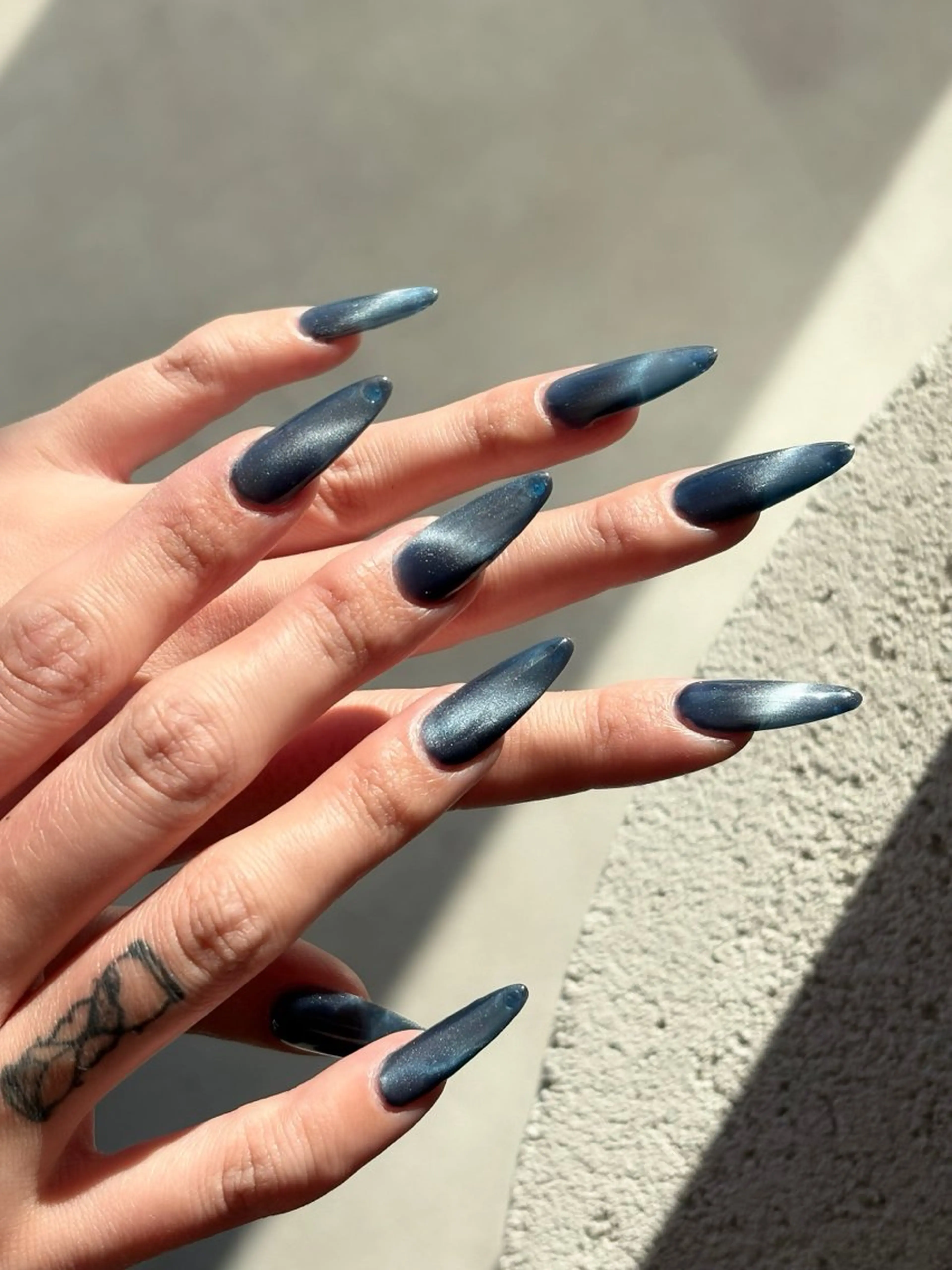 ネイル マグネットネイル ネイルチップ Lowé nailのネイルデザイン