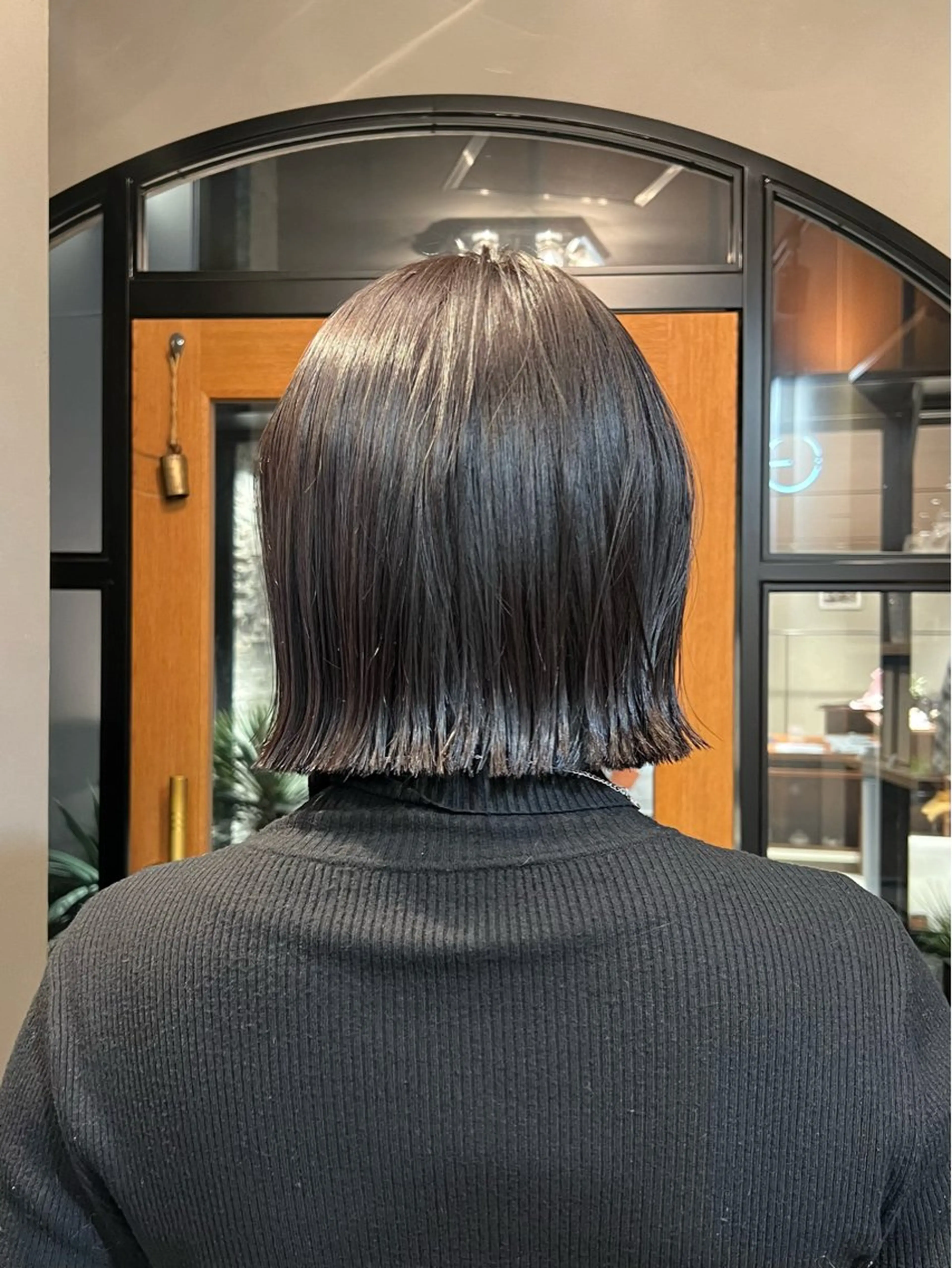 ショート カラー 切りっぱなしボブ ボブ 神戸ボブ✂️ ioe三宮/田 伸佳のヘアスタイル