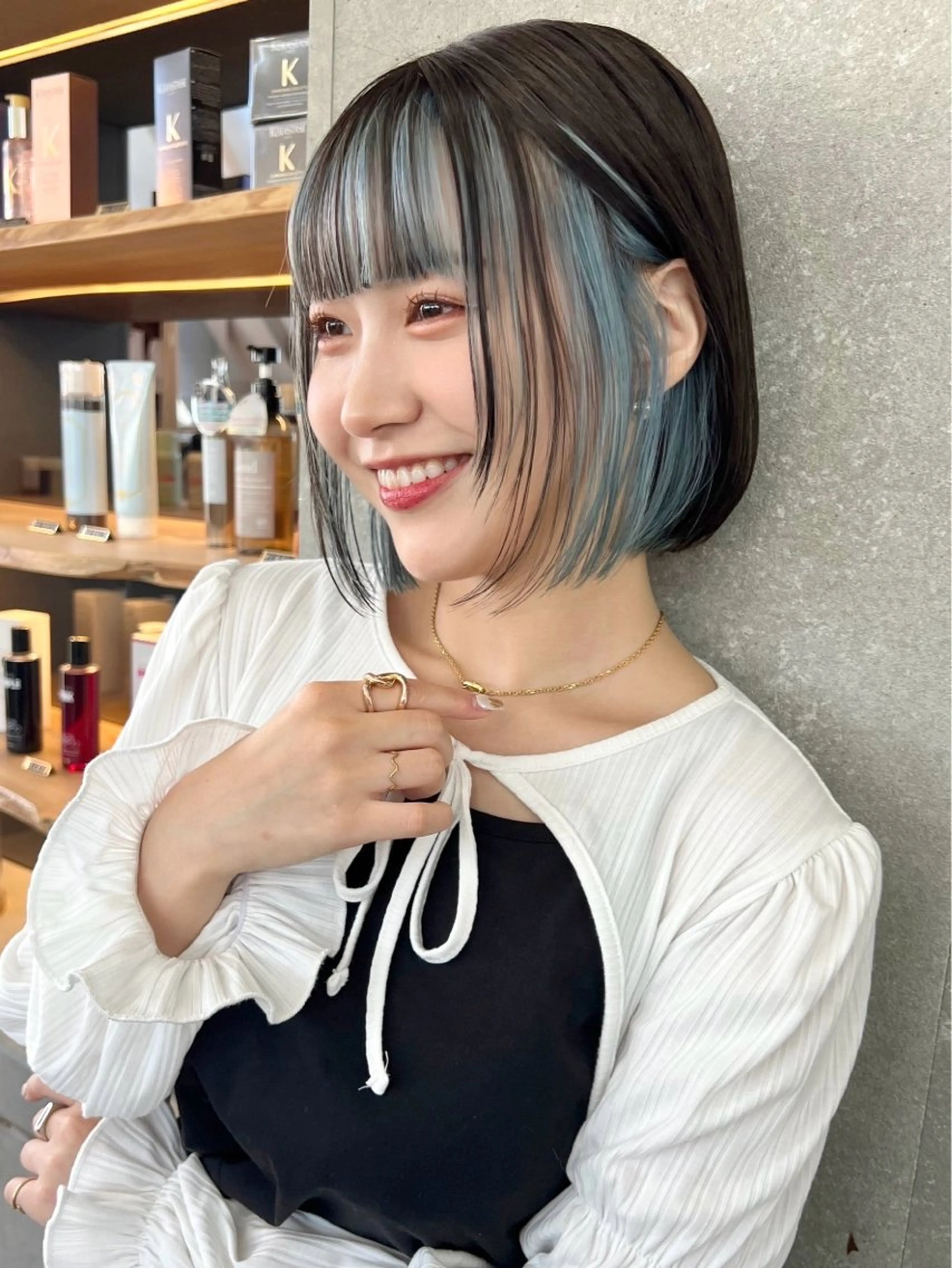 ショート ボブ 水原　悠吾 ELISS　ブリーチのヘアスタイル