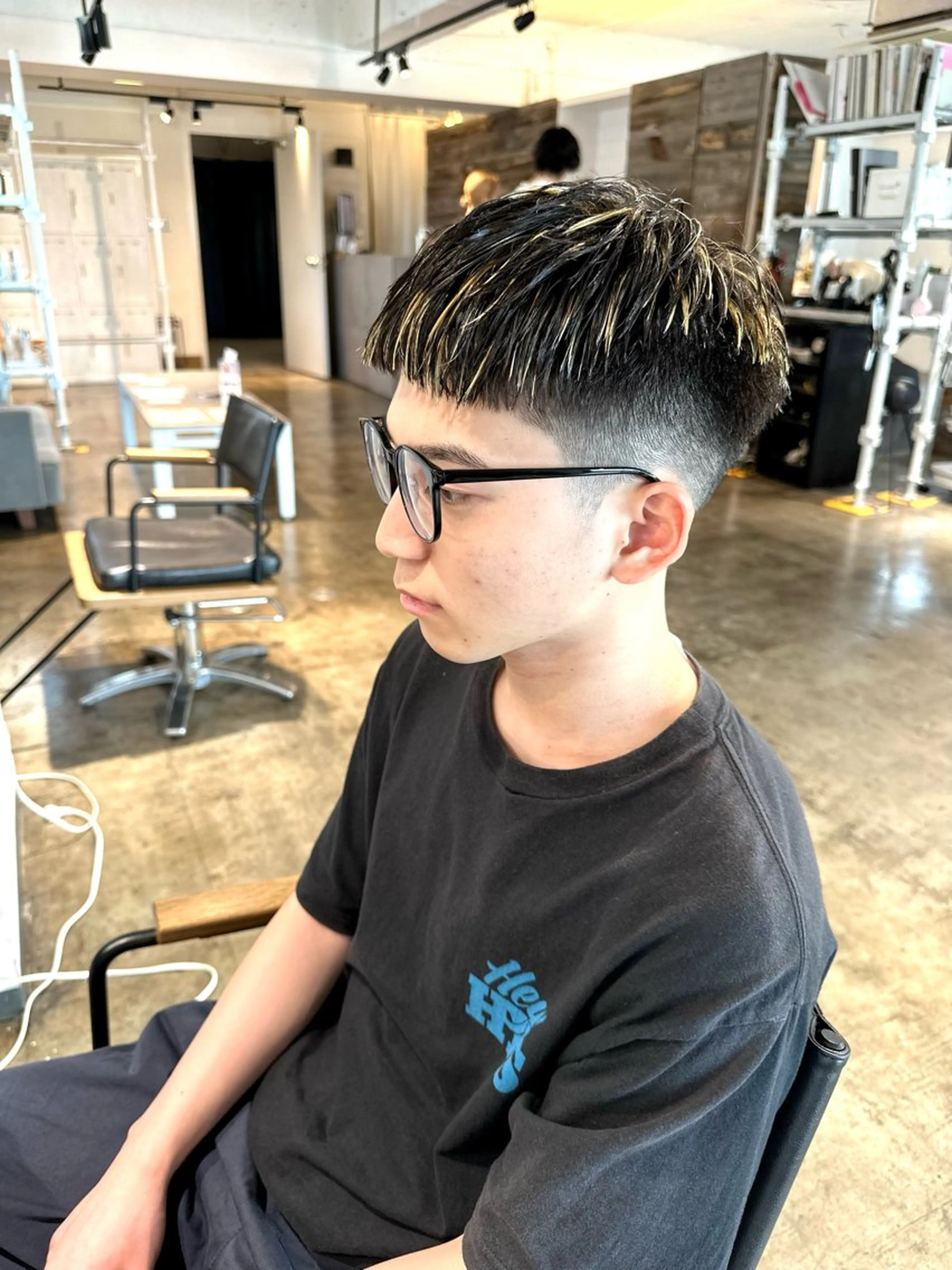 メンズ メンズブリーチ メンズハイライト マッシュ メンズパーマ メンズツイストパーマ カット ヘアカラー トリートメント 骨格補正施術/メンズ 専門美容師/YUYAのヘアスタイル