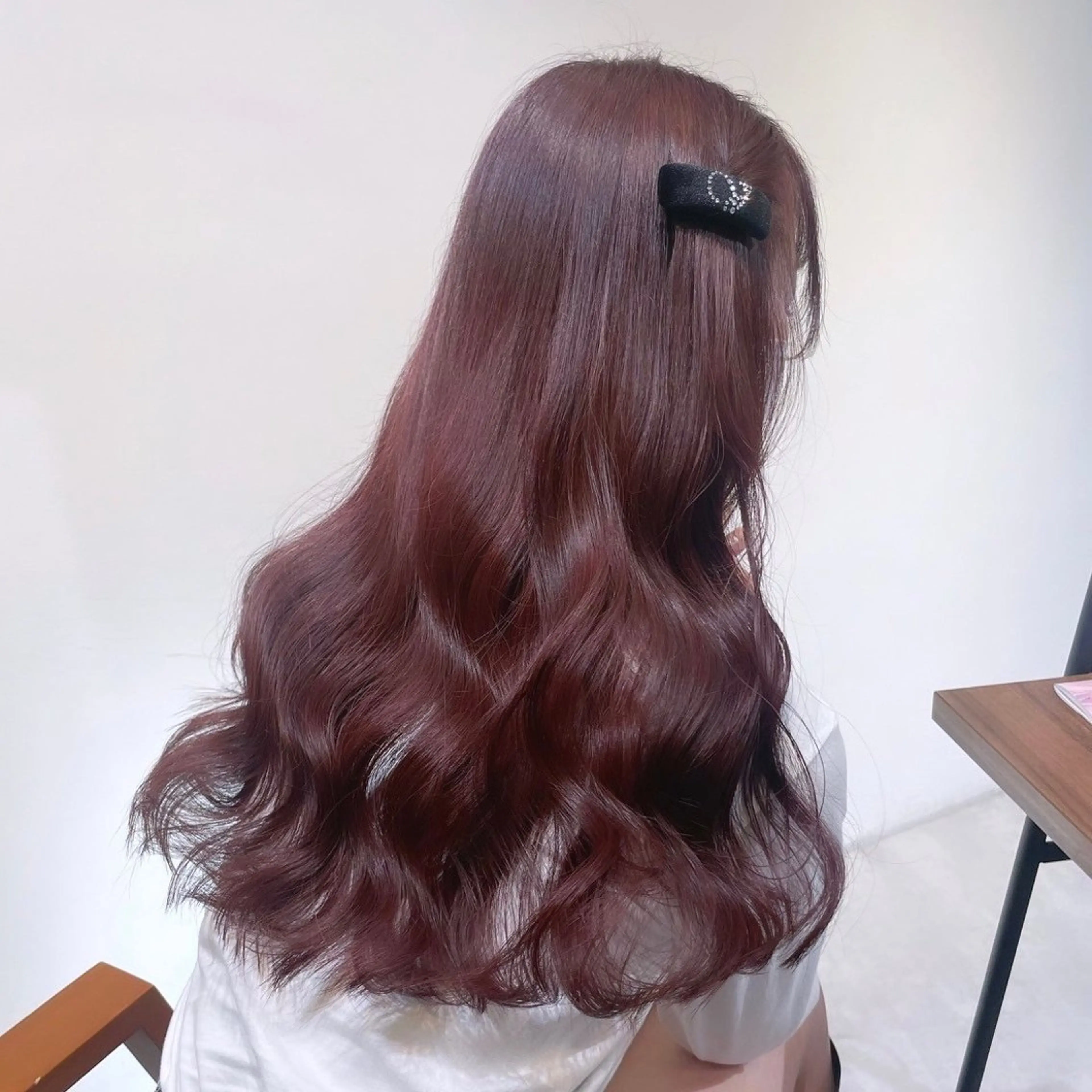 ロング カラー ブラウンカラー ピンクカラー ピンクブラウン ‎Lby home 🪽mikuのヘアスタイル