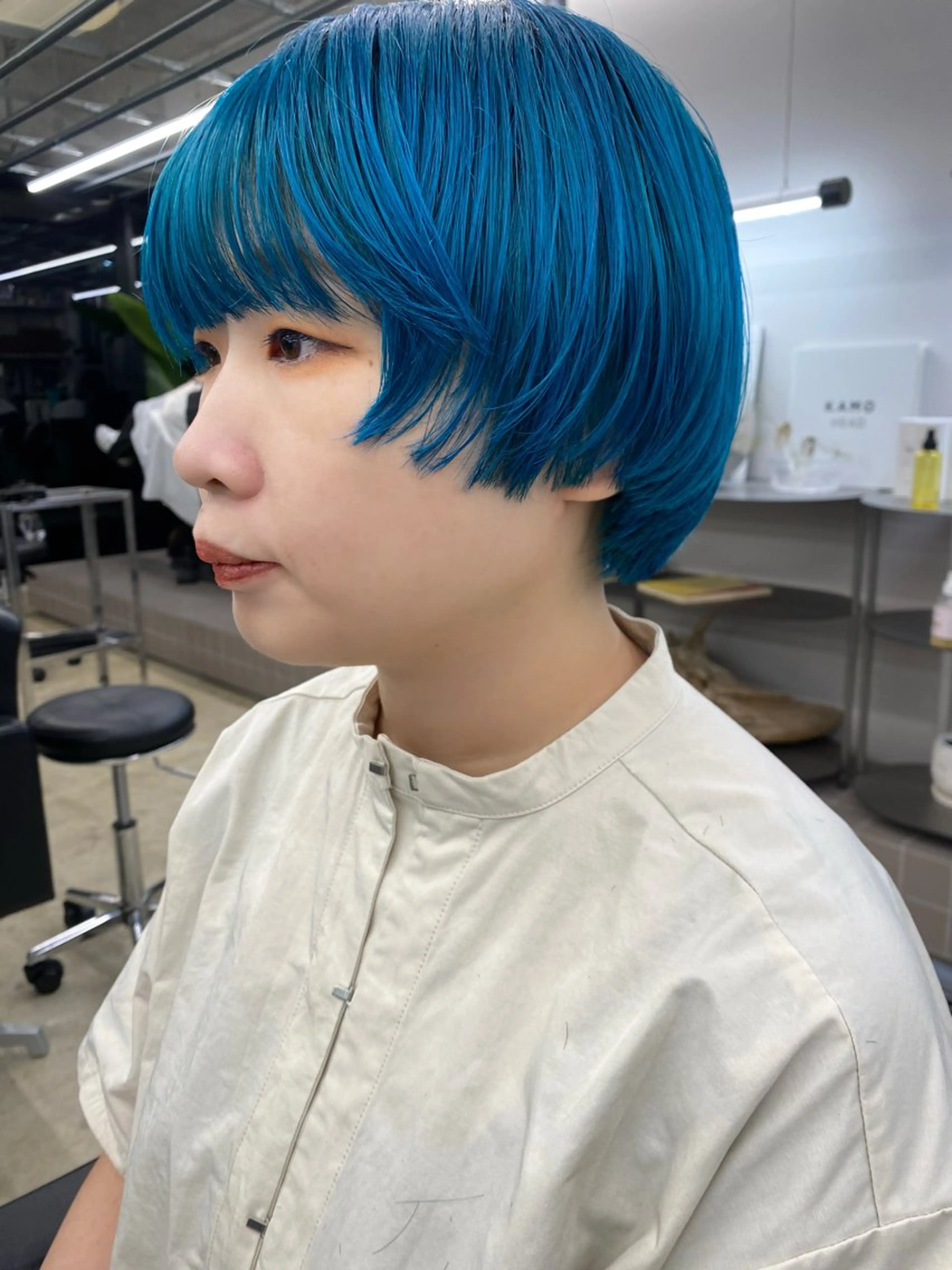 ショート カラー ハイトーンカラー カット ヘアカラー トリートメント 似合わせカット レイヤー/ボブのヘアスタイル