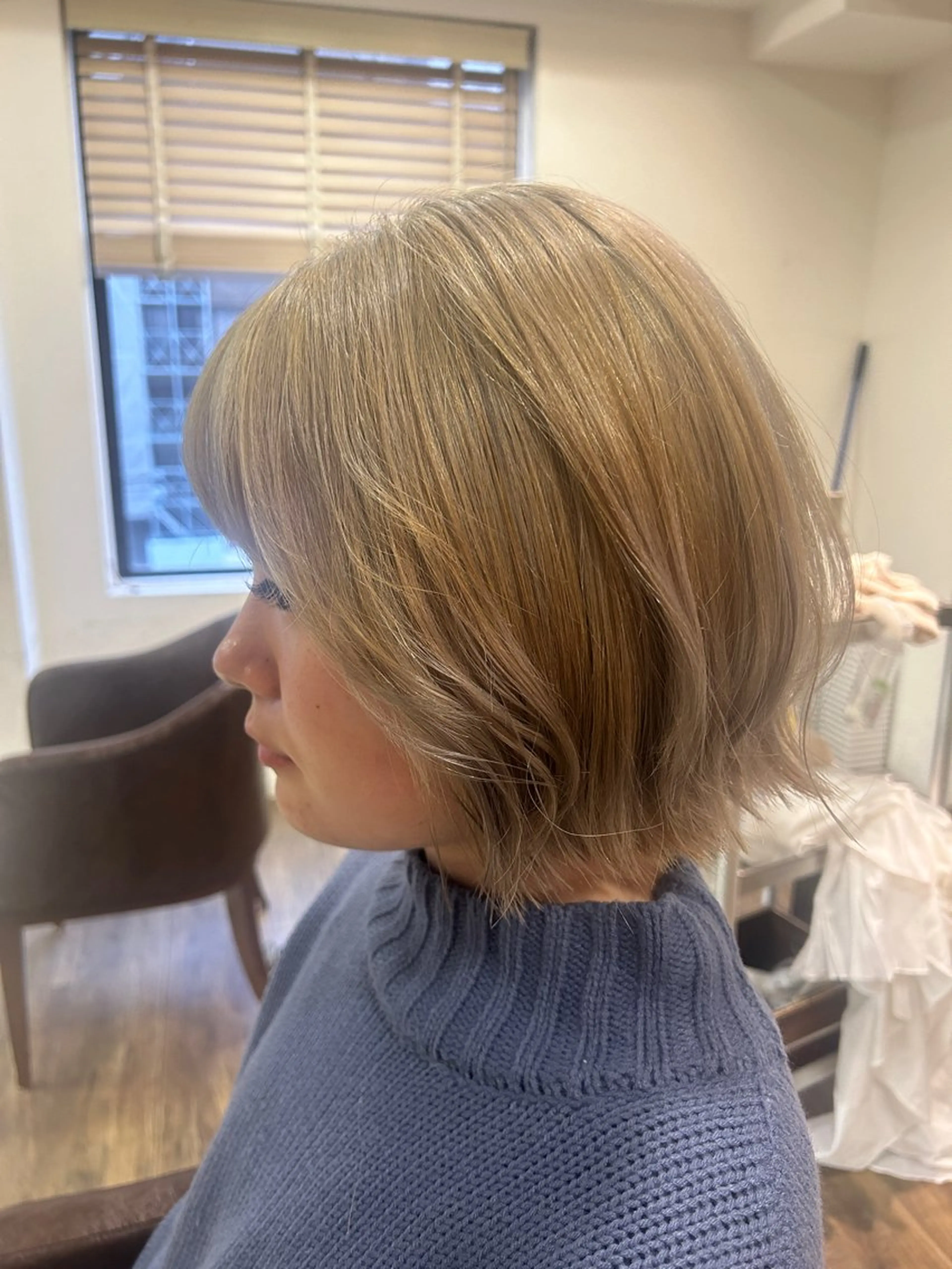 ミディアム ヘアカラー enn 髪質改善🩷 曽根依咲のヘアスタイル