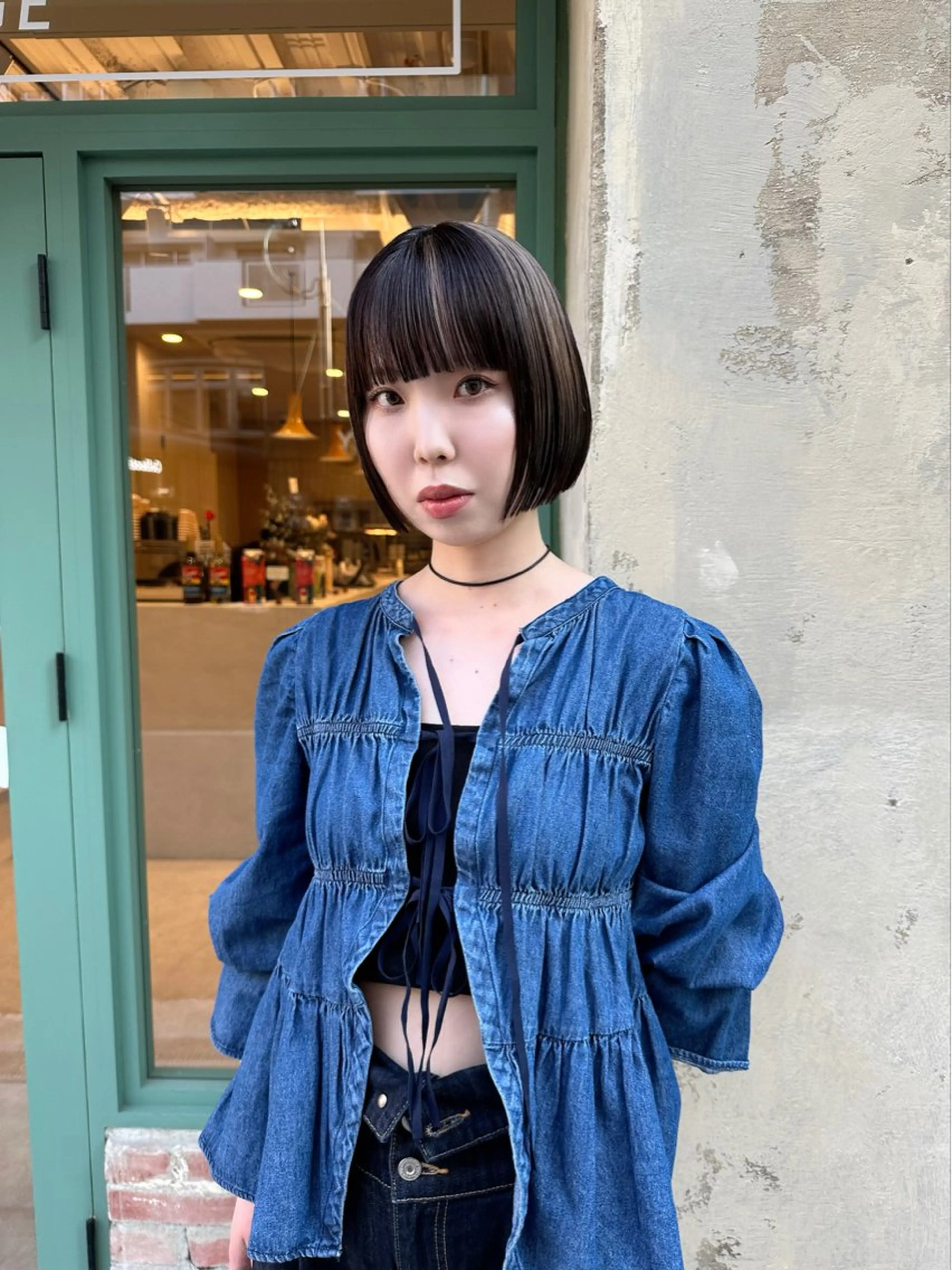 ショート カラー 黒髪 ボブ 梅田/ベージュカラー /ブリーチカラーのヘアスタイル