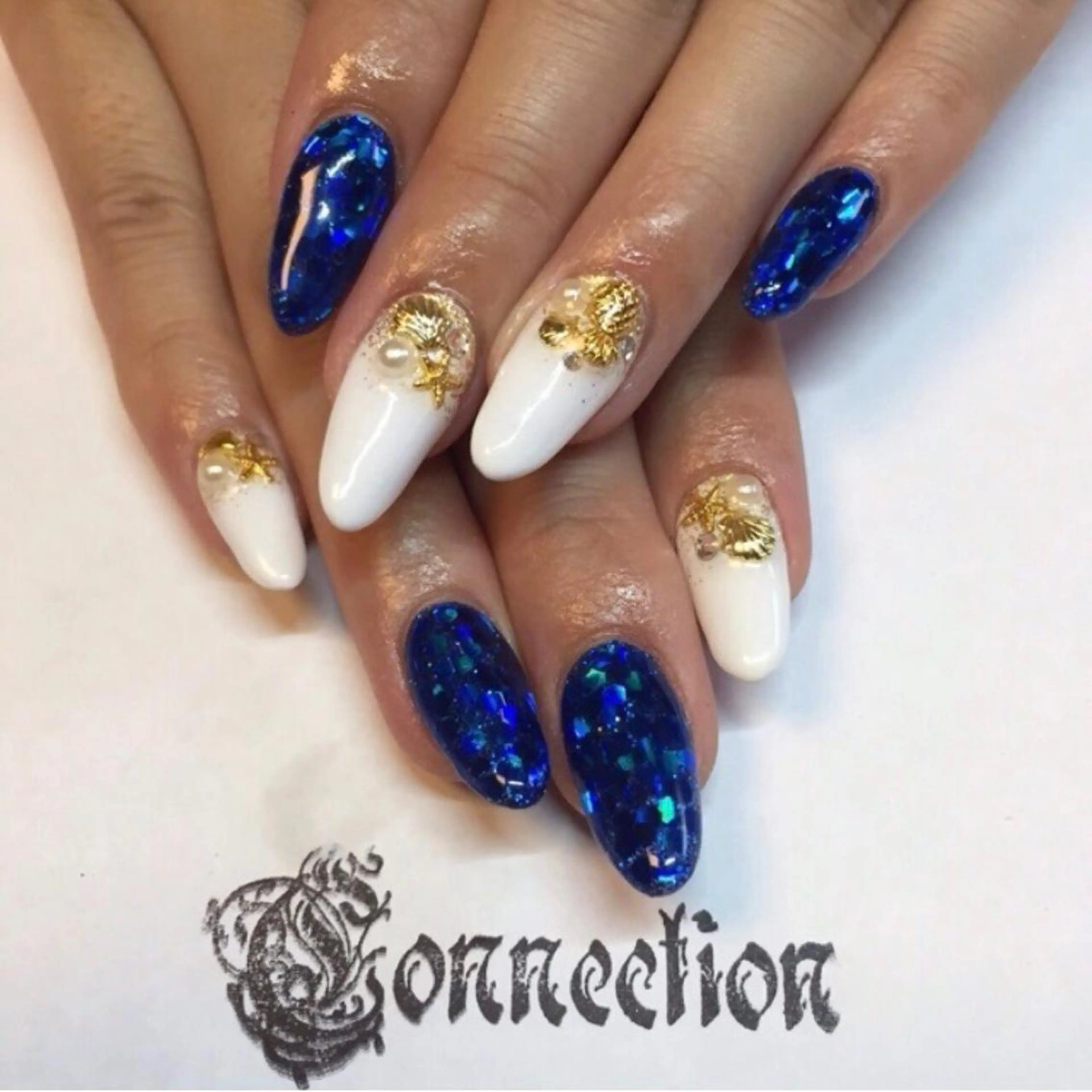 ネイル アートネイル 長さ出し 安藤 Charlotteのネイルデザイン