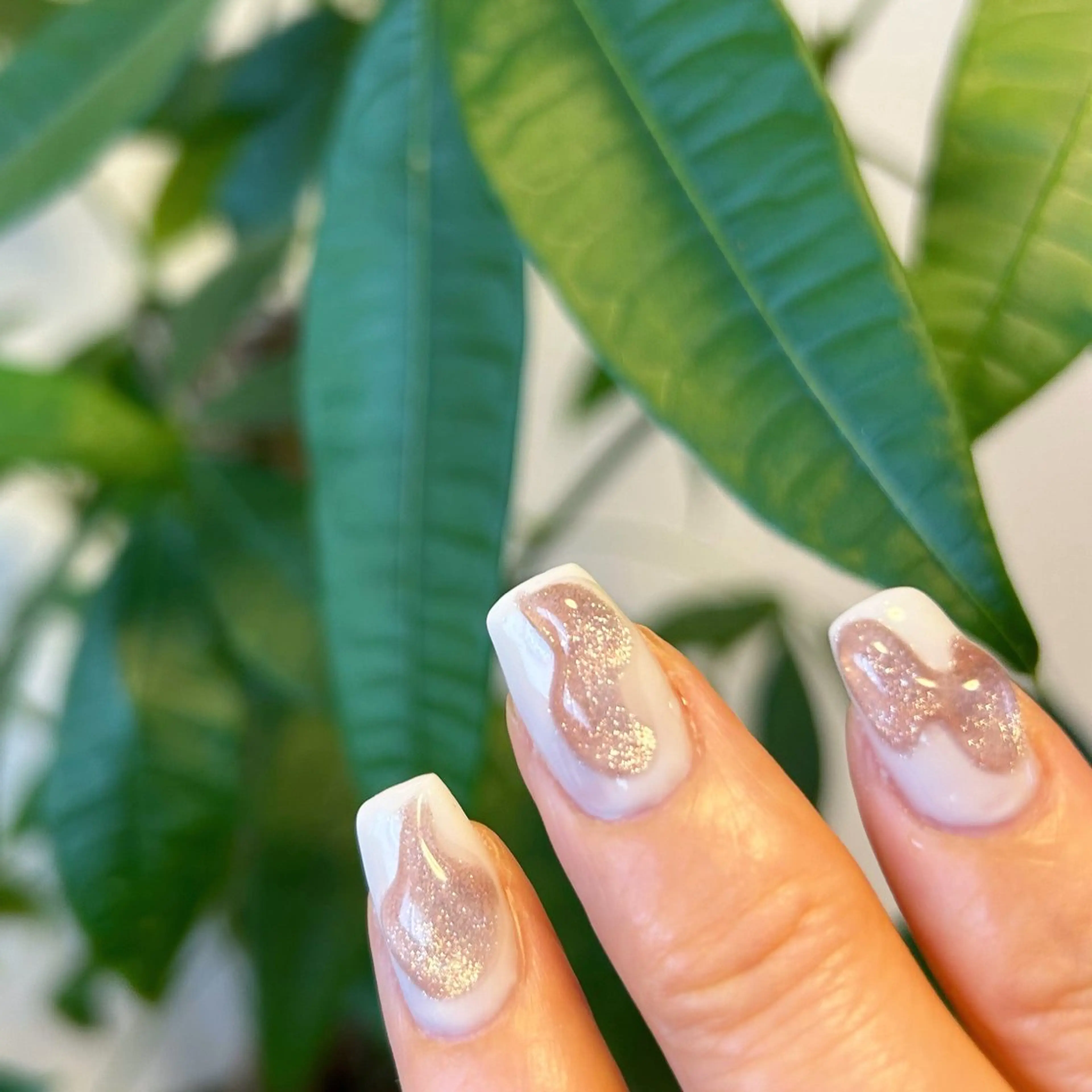 ネイル Laki nailのネイルデザイン