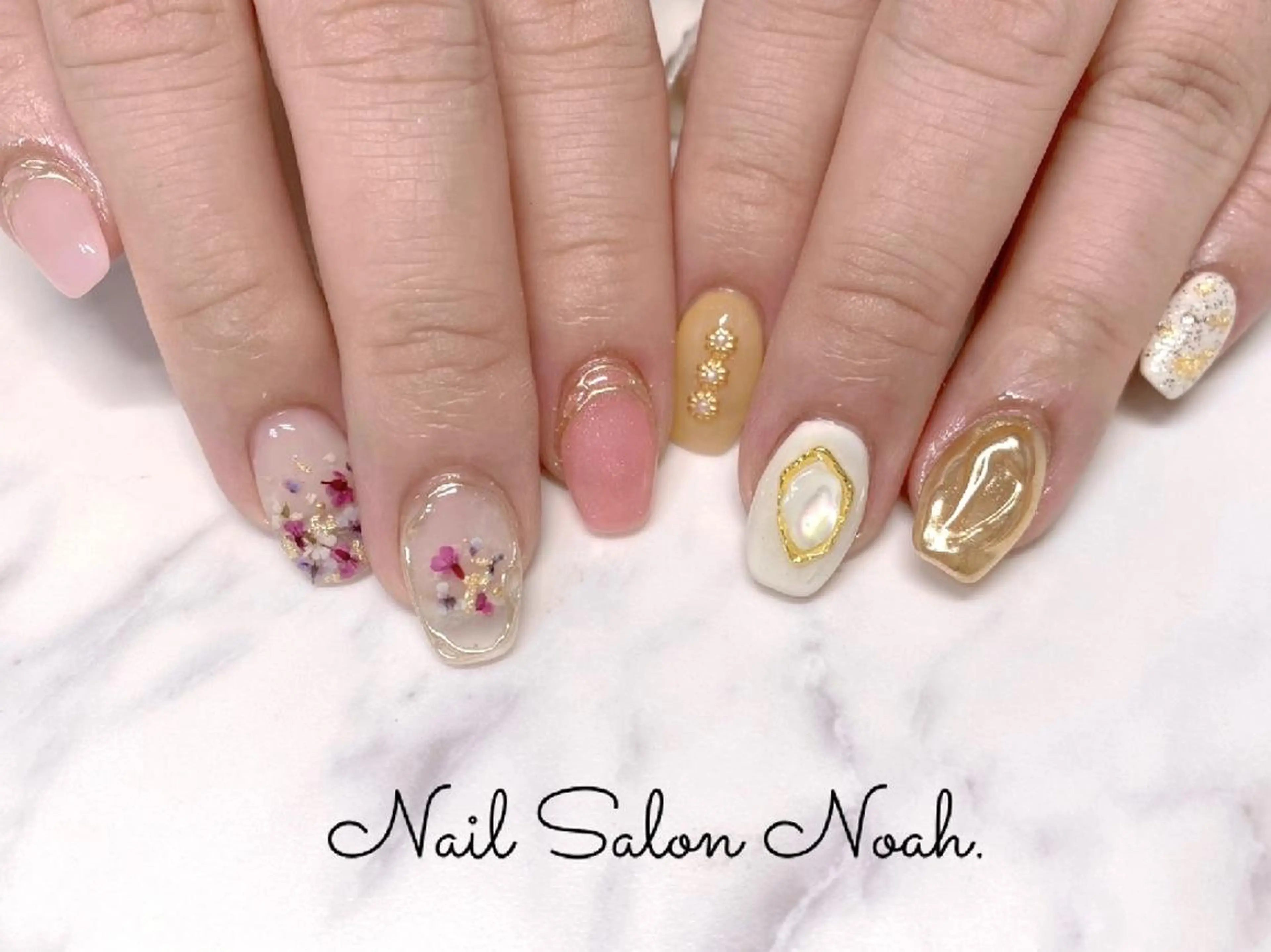 ネイル 持ち込み ハンドネイル Nail Salon Noah所属・Nail Salon Noah.のネイルデザイン